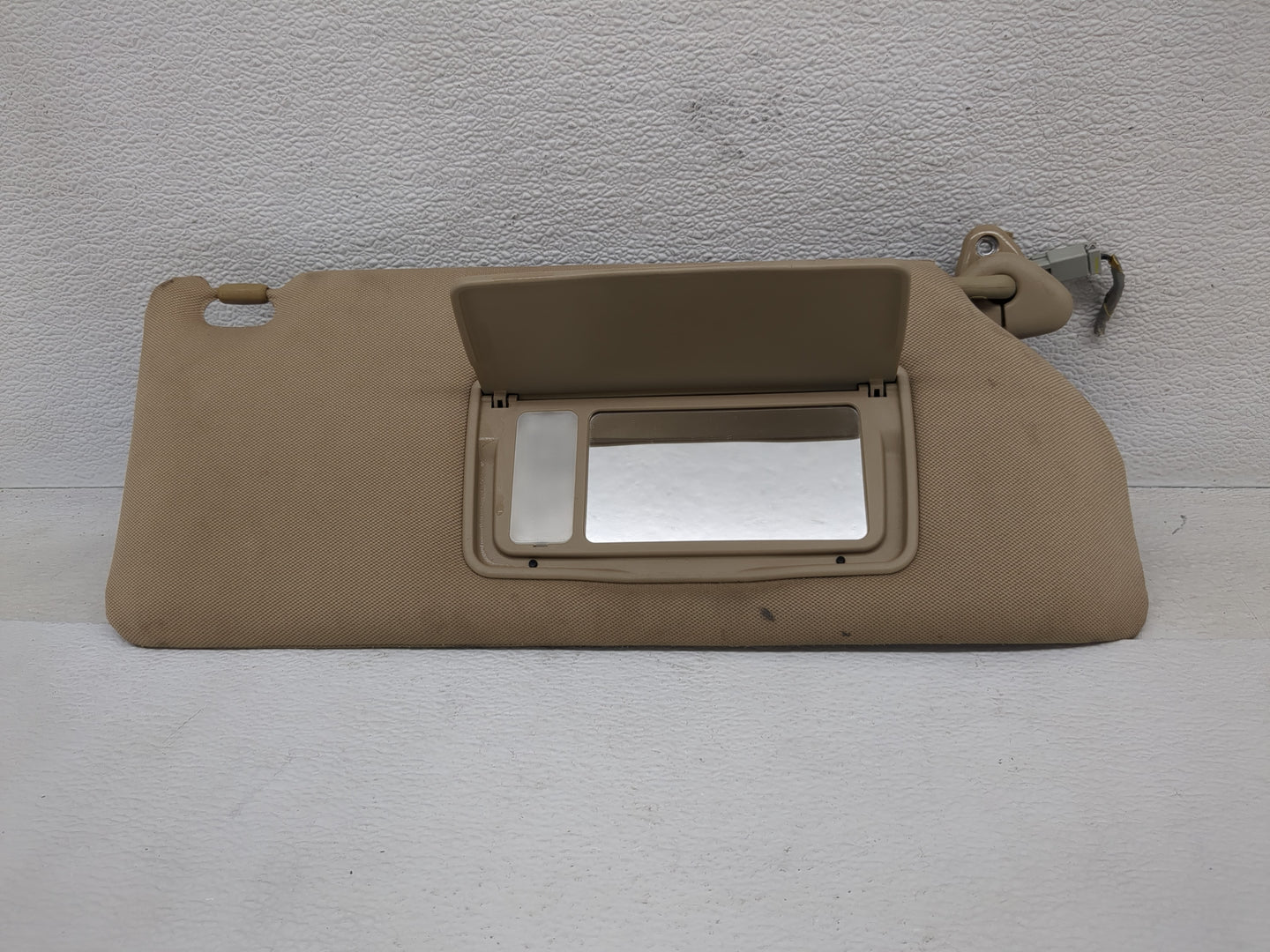 2006-2010 Honda Odyssey Sun Visor Shade Replacement Passenger Right Mirror Fits Fits 2006 2007 2008 2009 2010 OEM Used Auto 