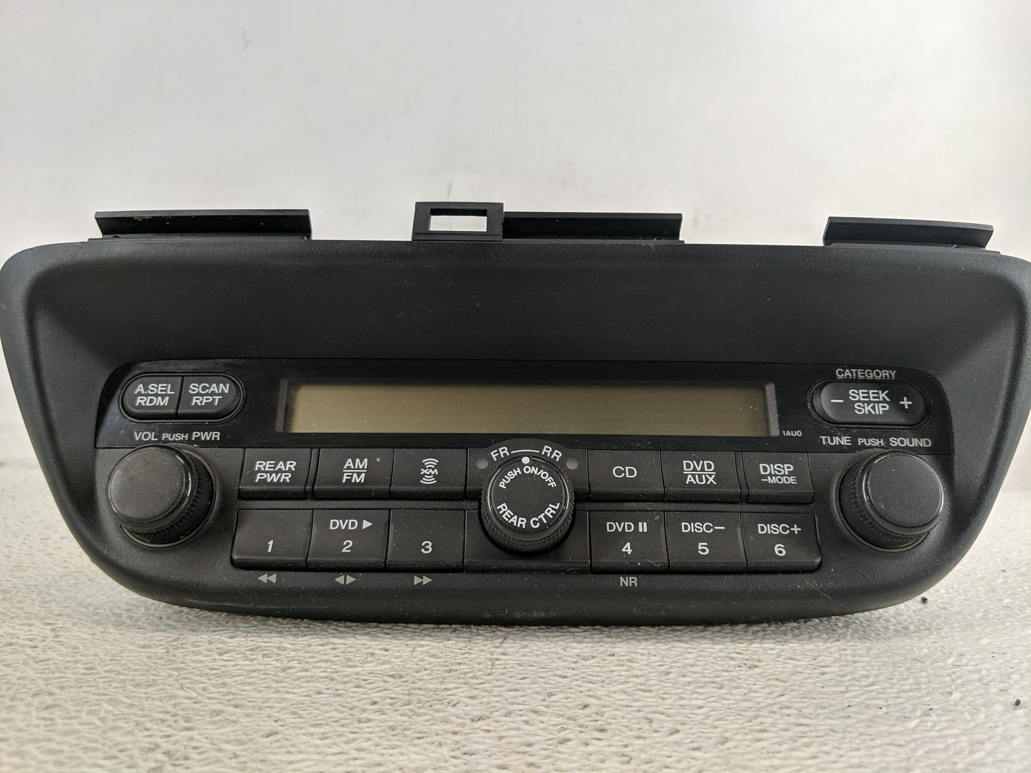 2006 Honda Odyssey Radio AM FM Cd Player Receiver Replacement Fits OEM Used Auto Parts - Oemusedautoparts1.com