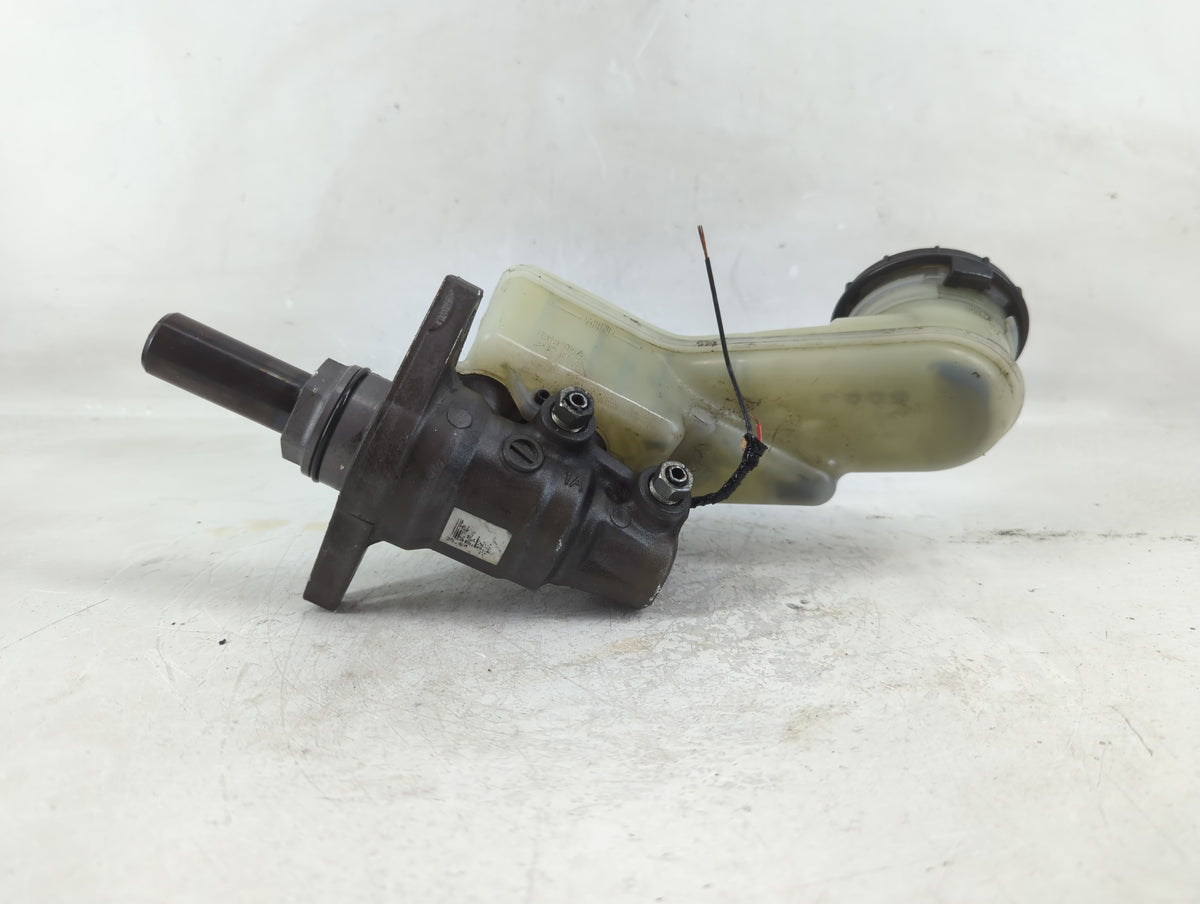 2005-2010 Honda Odyssey Brake Master Cylinder 1208508 - Oemusedautoparts1.com