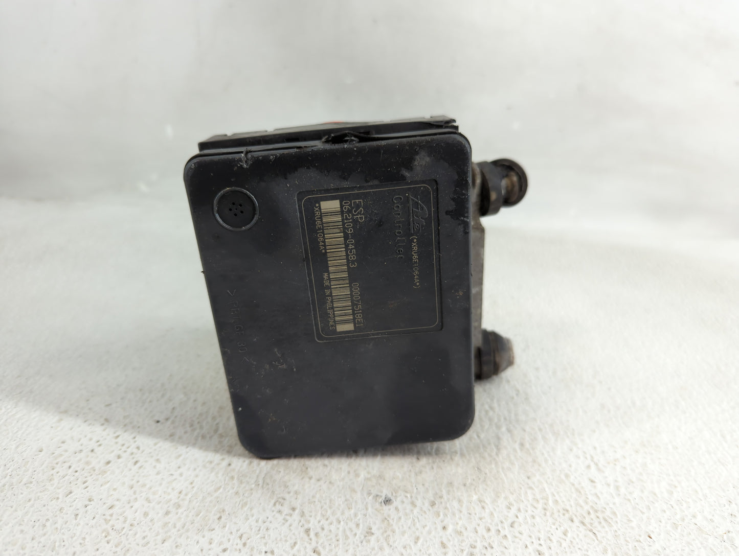 2006 Honda Odyssey ABS Pump Control Module Replacement P/N:57110-SHJ-9620-M1 Fits OEM Used Auto Parts - Oemusedautoparts1.co