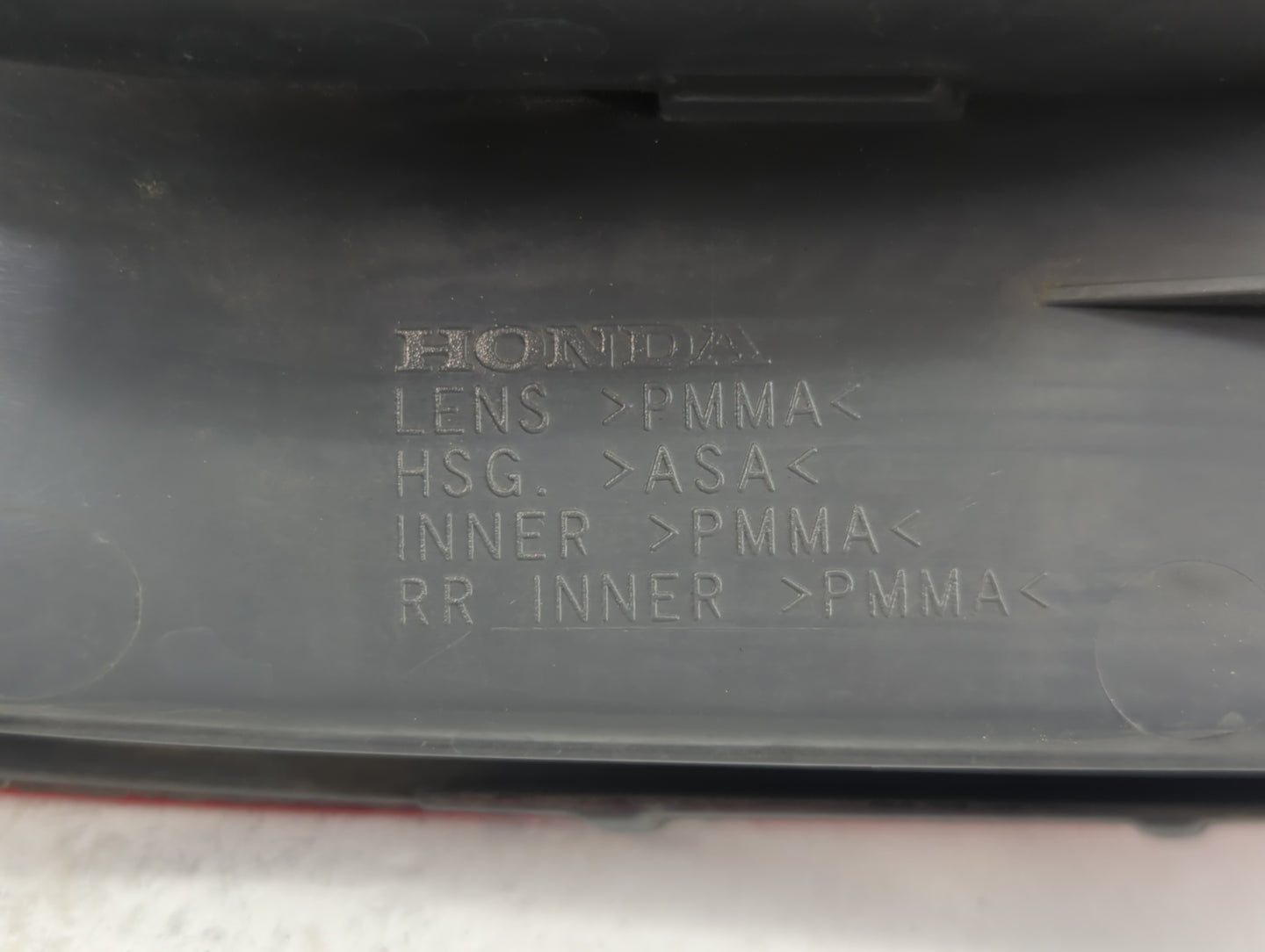 2005-2007 Honda Odyssey Tail Light Assembly Passenger Right OEM Fits Fits 2005 2006 2007 OEM Used Auto Parts - Oemusedautopa