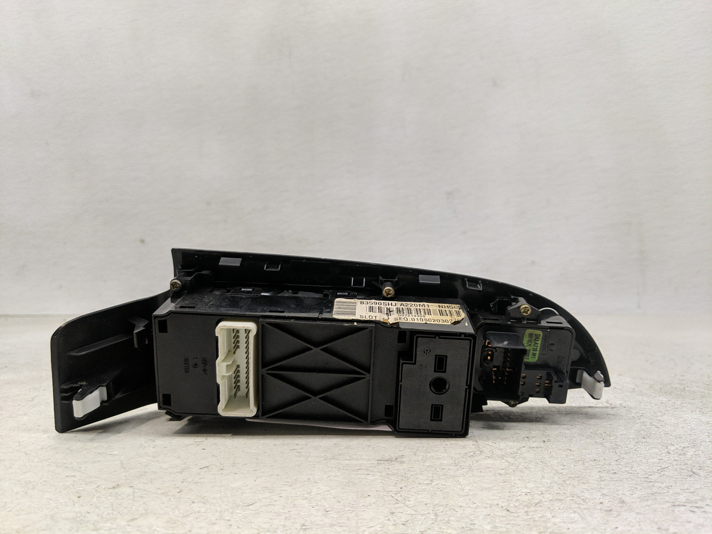 2005-2010 Honda Odyssey Master Power Window Switch Replacement Driver Side Left P/N:83590SHJ A220M1 Fits OEM Used Auto Parts