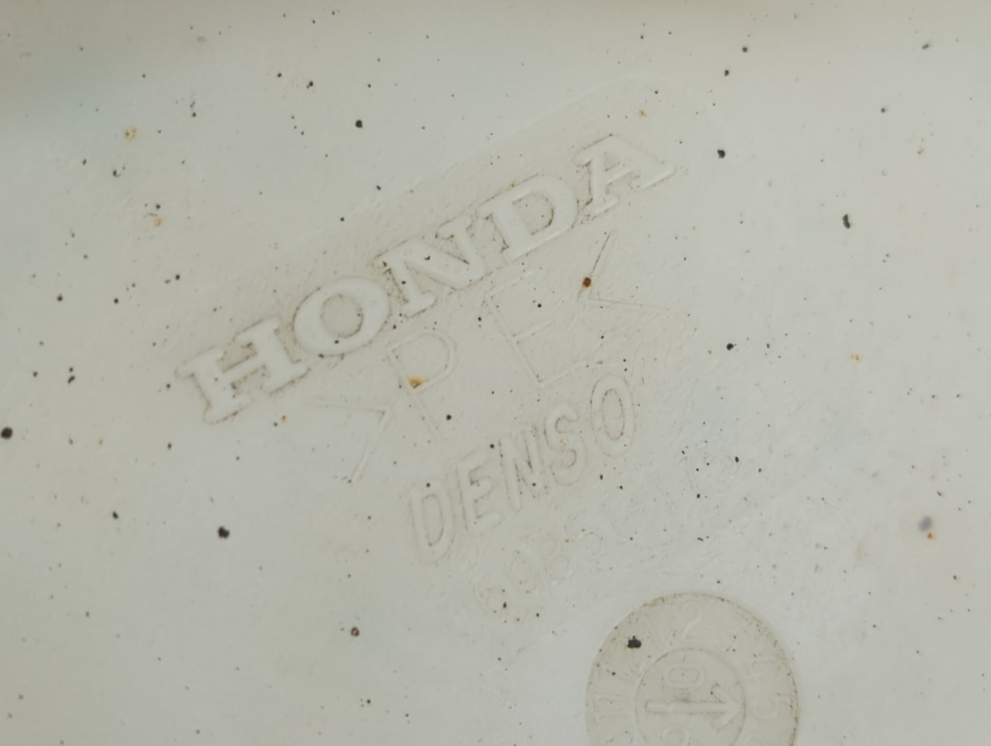 2005-2010 Honda Odyssey Windshield Washer Fluid Reservoir Bottle Oem - Oemusedautoparts1.com