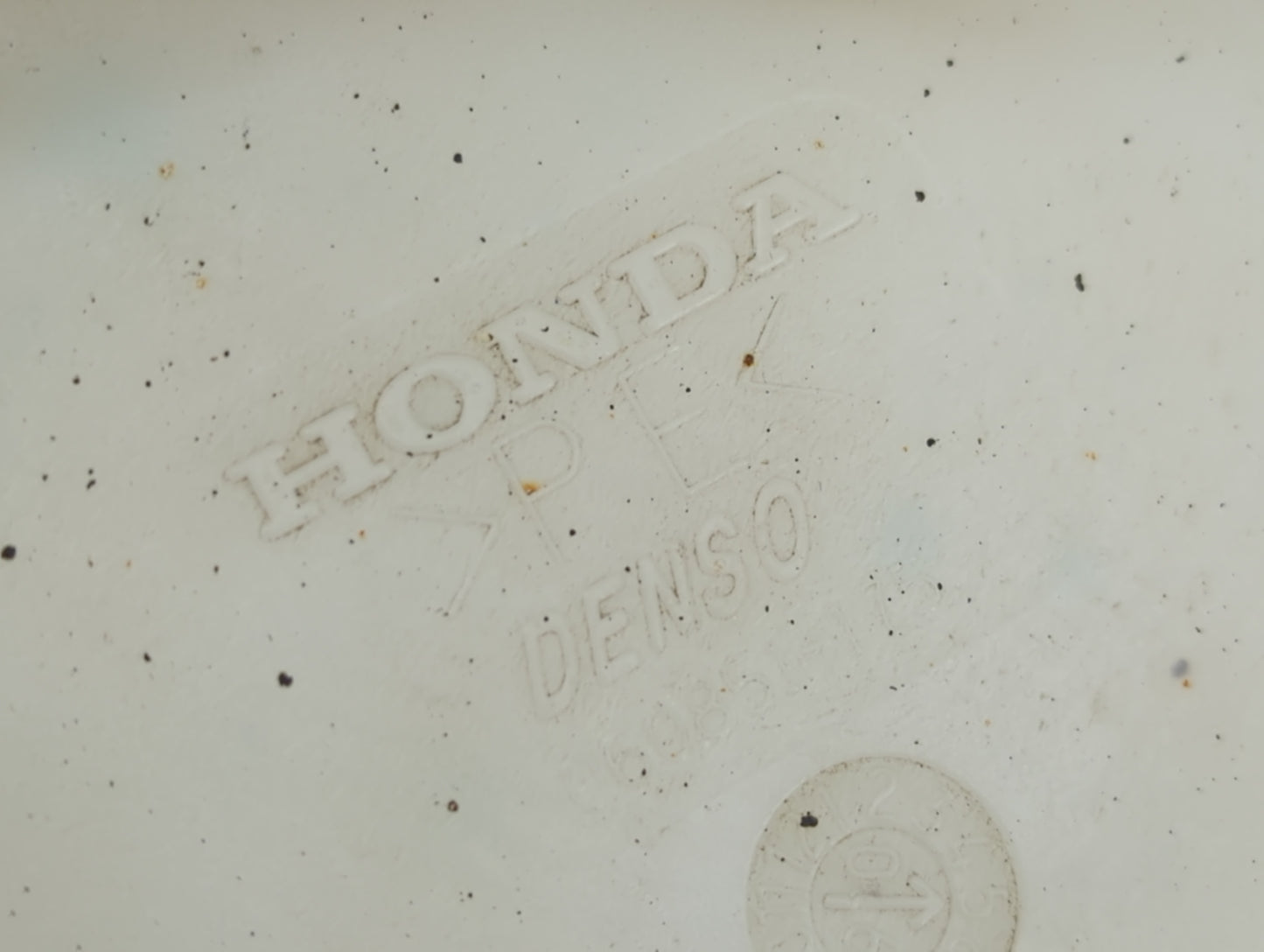2005-2010 Honda Odyssey Windshield Washer Fluid Reservoir Bottle Oem - Oemusedautoparts1.com