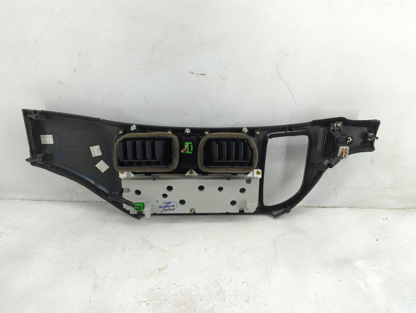 2006 Honda Odyssey Climate Control Module Temperature AC/Heater Replacement P/N:79600 ISH253, SHJ-A010-A2 Fits OEM Used Auto