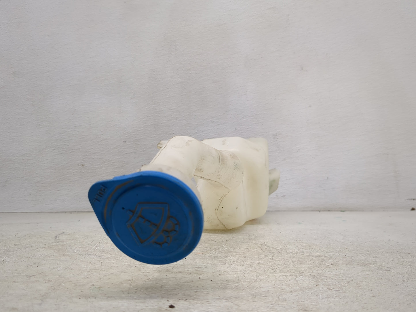 2005-2010 Honda Odyssey Windshield Washer Fluid Reservoir Bottle Oem - Oemusedautoparts1.com