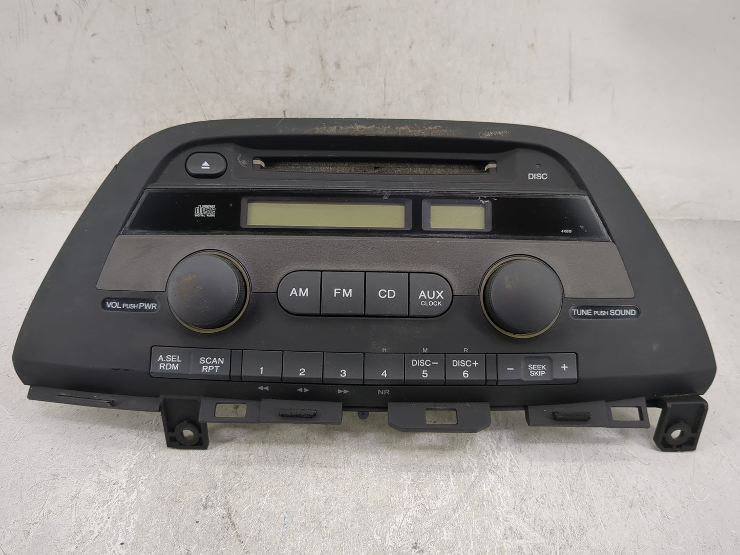 2005-2007 Honda Odyssey Radio AM FM Cd Player Receiver Replacement P/N:39100-SHJ-A020-M1 Fits Fits 2005 2006 2007 OEM Used A