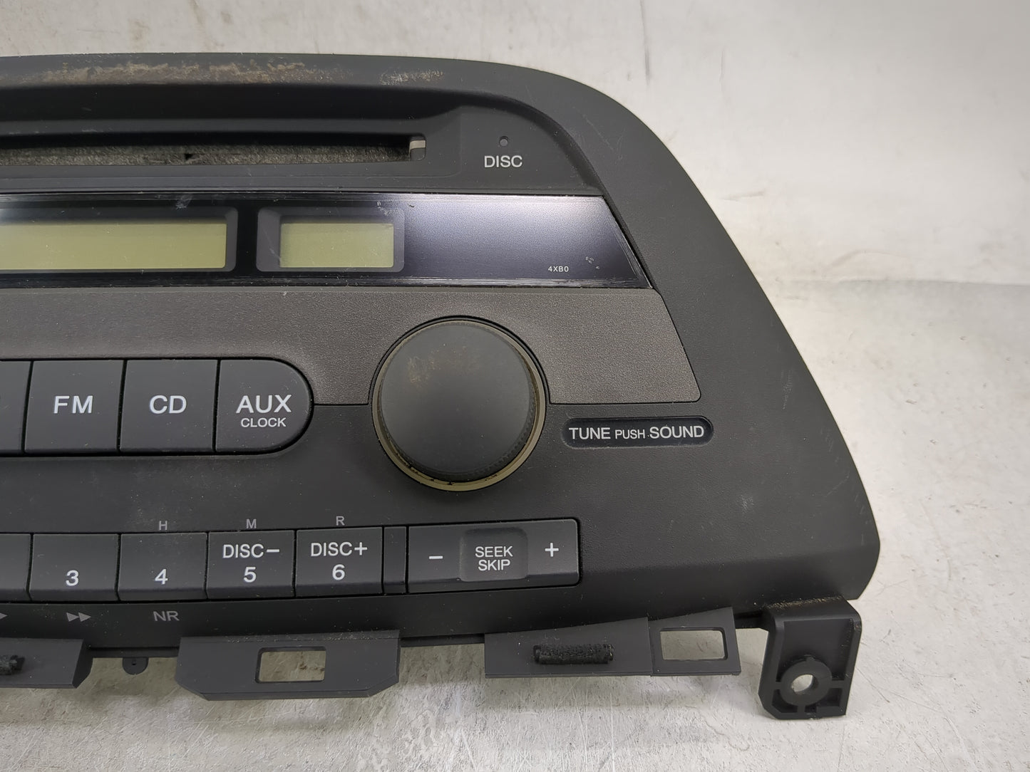 2005-2007 Honda Odyssey Radio AM FM Cd Player Receiver Replacement P/N:39100-SHJ-A020-M1 Fits Fits 2005 2006 2007 OEM Used A