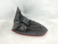 2005-2006 Honda Odyssey Tail Light Assembly Passenger Right OEM Fits Fits 2005 2006 OEM Used Auto Parts - Oemusedautoparts1.