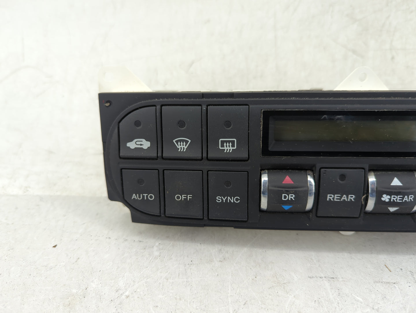 2005-2007 Honda Odyssey Climate Control Module Temperature AC/Heater Replacement P/N:79600-SHJ-A010-A2 ISK211 Fits OEM Used 