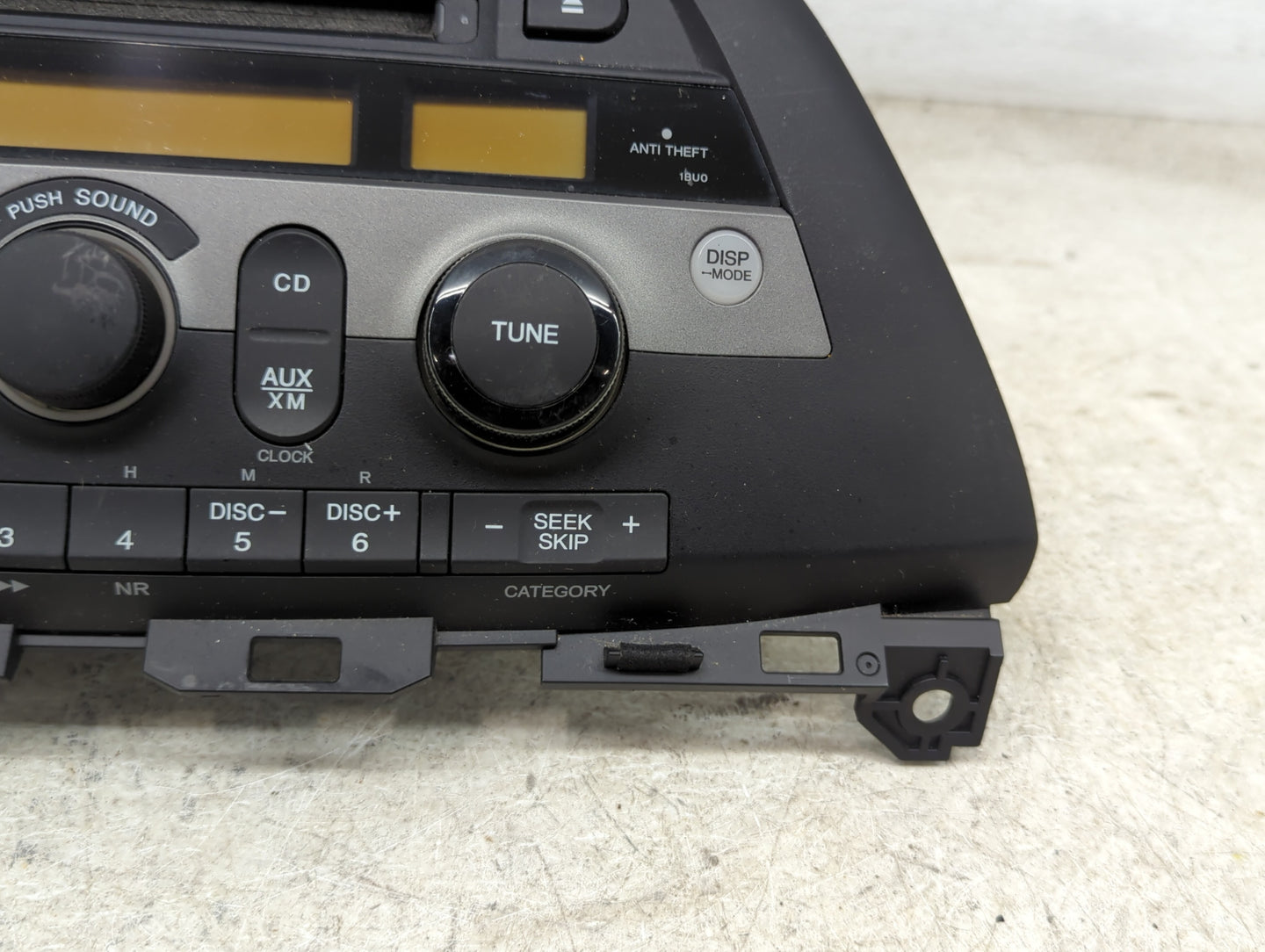 2005-2010 Honda Odyssey Radio AM FM Cd Player Receiver Replacement P/N:39100-SHJ-A100 CQ-EH8460Z Fits OEM Used Auto Parts - 