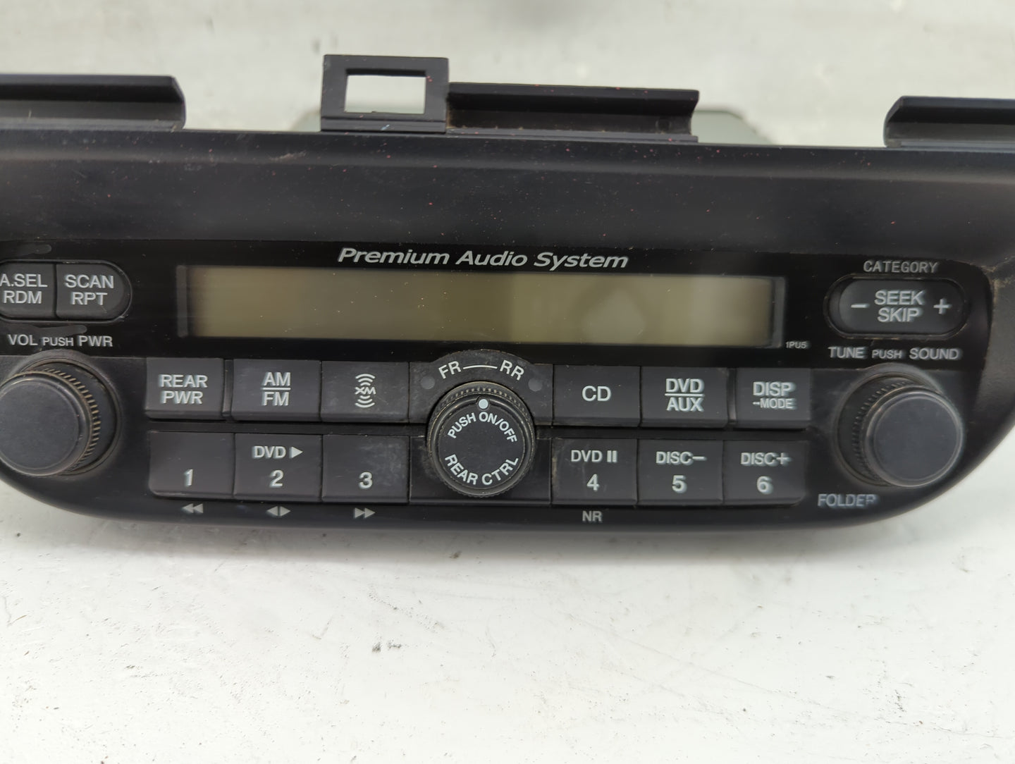 2005-2010 Honda Odyssey Radio AM FM Cd Player Receiver Replacement P/N:39100-SHJ-A910 CR-LH9761Z Fits OEM Used Auto Parts - 