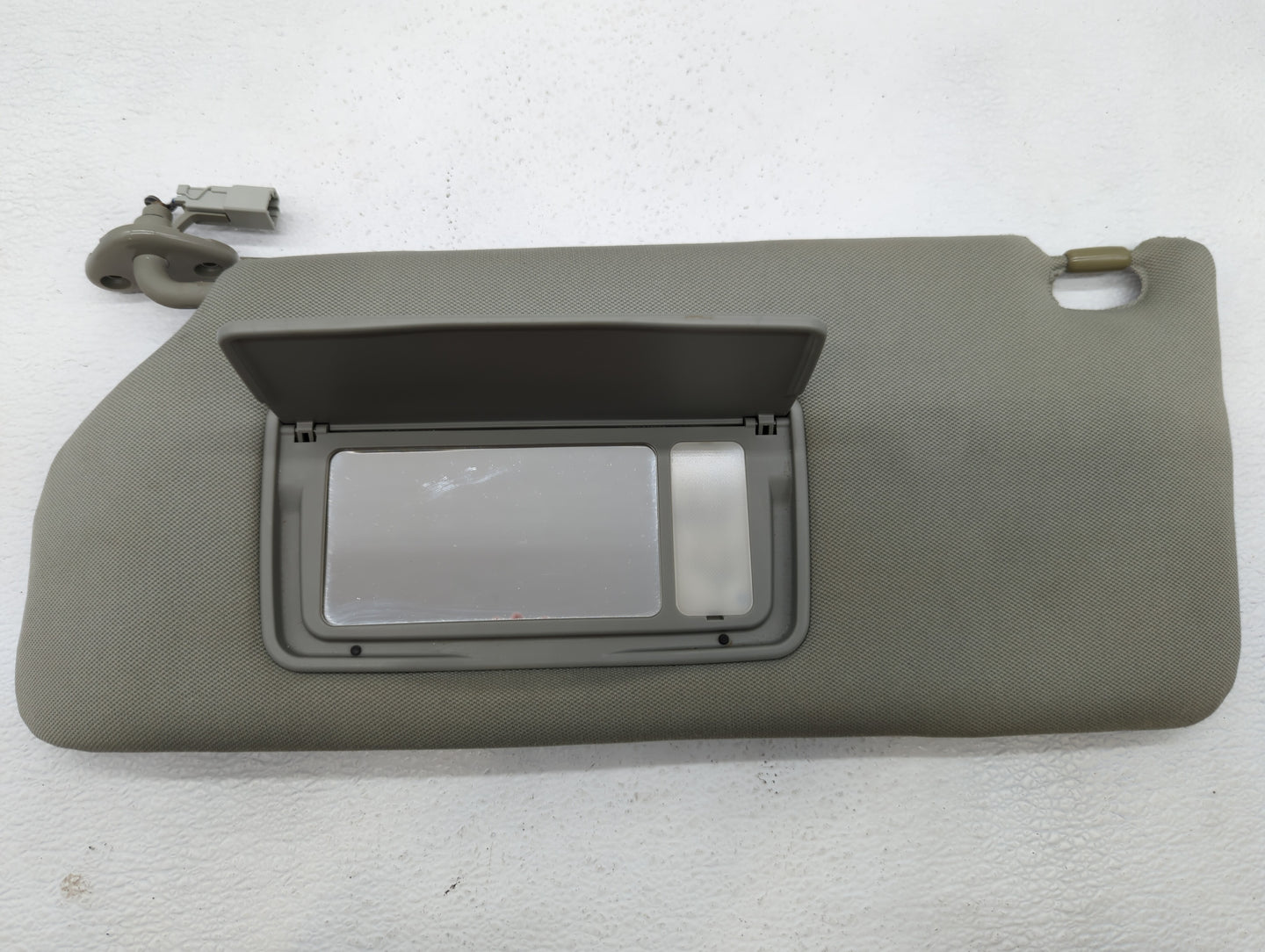 2006-2010 Honda Odyssey Sun Visor Shade Replacement Driver Left Mirror Fits Fits 2006 2007 2008 2009 2010 OEM Used Auto Part