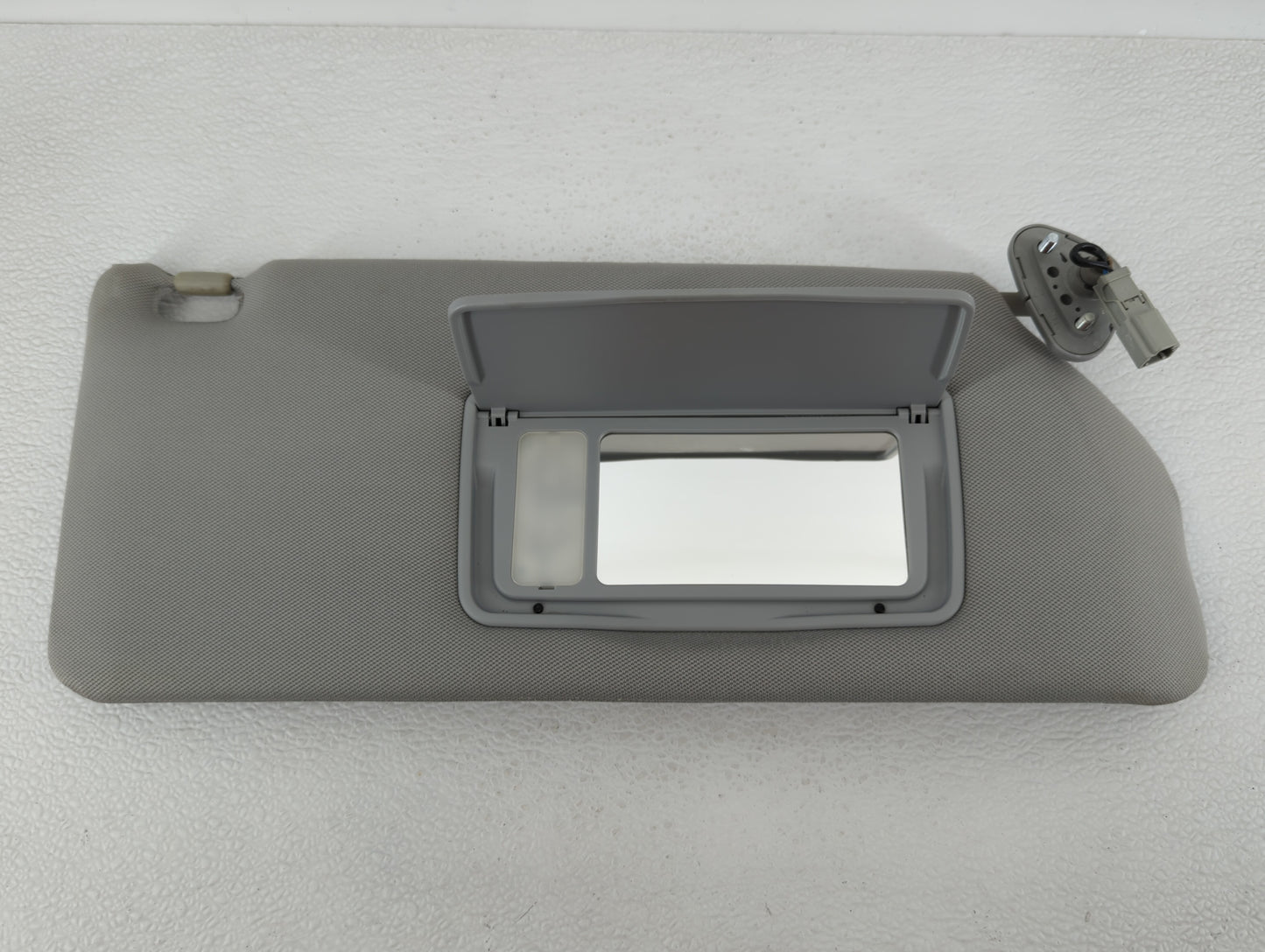 2006-2010 Honda Odyssey Sun Visor Shade Replacement Driver Left Mirror Fits Fits 2006 2007 2008 2009 2010 OEM Used Auto Part