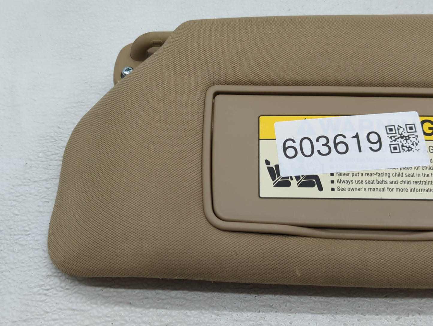 2006-2010 Honda Odyssey Sun Visor Shade Replacement Driver Left Mirror Fits Fits 2006 2007 2008 2009 2010 OEM Used Auto Part