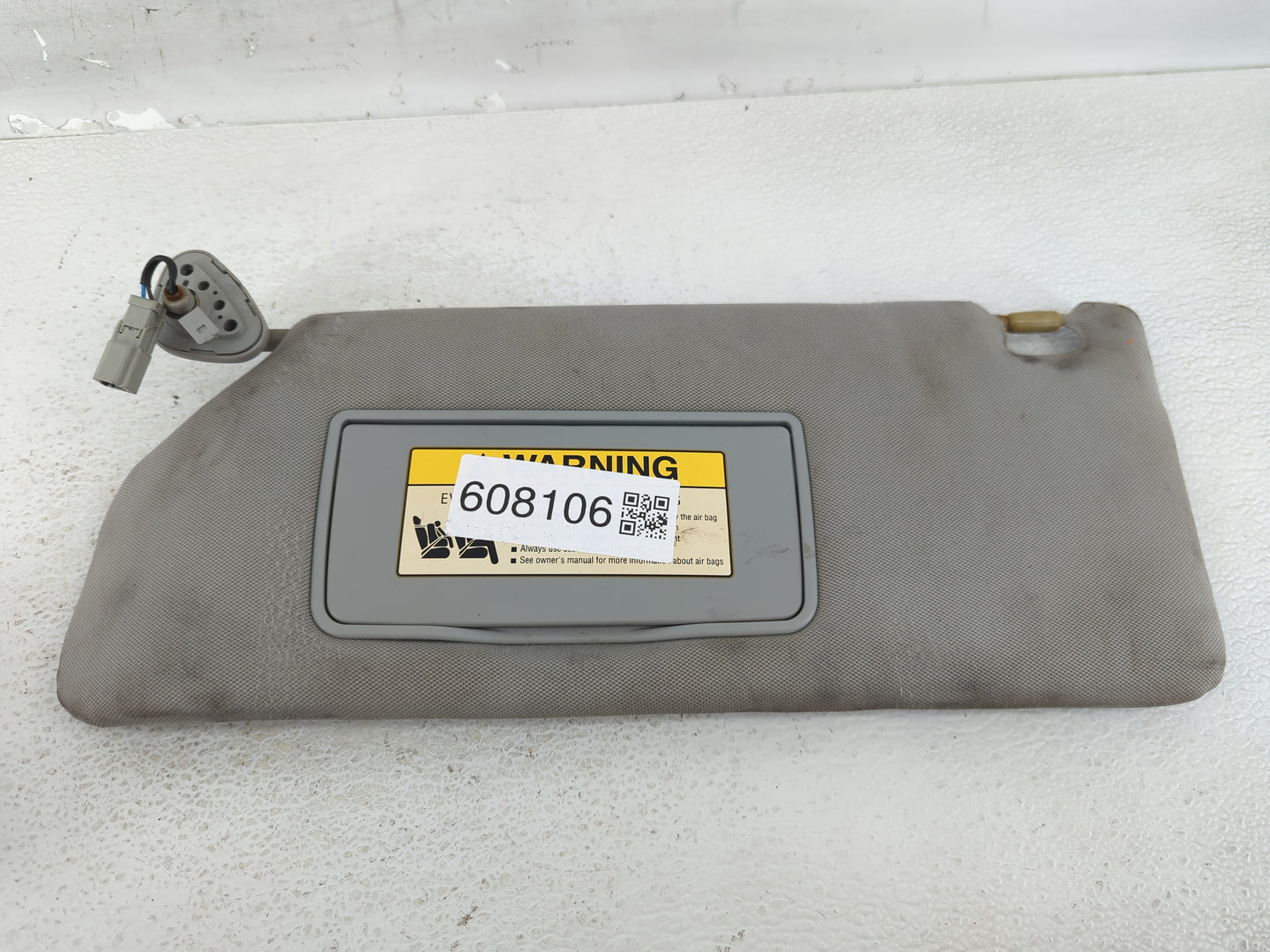 2006-2010 Honda Odyssey Sun Visor Shade Replacement Passenger Right Mirror Fits Fits 2006 2007 2008 2009 2010 OEM Used Auto 