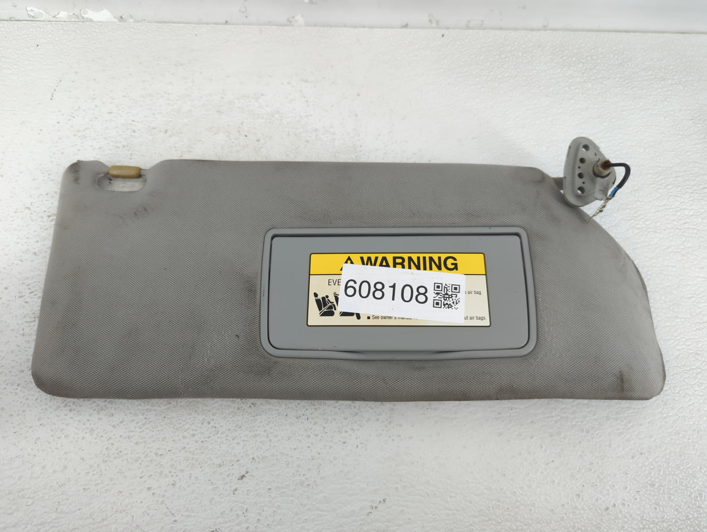 2006-2010 Honda Odyssey Sun Visor Shade Replacement Passenger Right Mirror Fits Fits 2006 2007 2008 2009 2010 OEM Used Auto 
