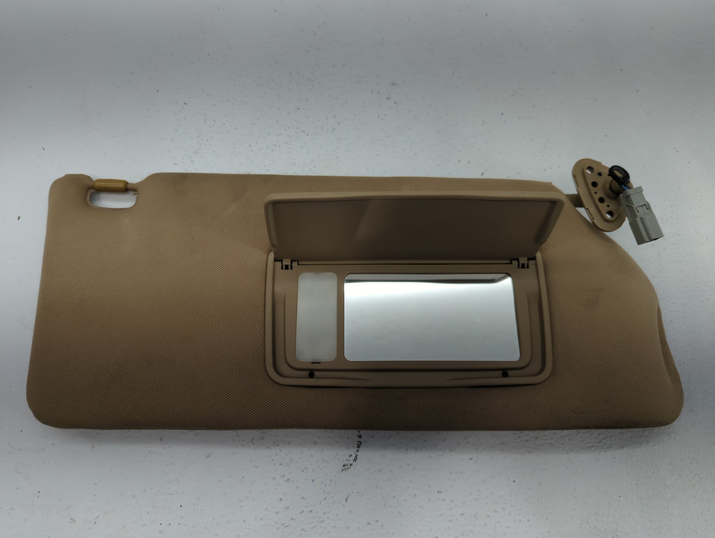 2006-2010 Honda Odyssey Sun Visor Shade Replacement Driver Left Mirror Fits Fits 2006 2007 2008 2009 2010 OEM Used Auto Part