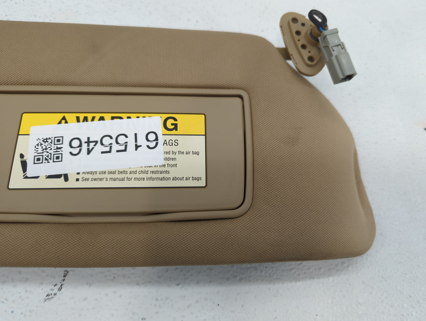 2006-2010 Honda Odyssey Sun Visor Shade Replacement Driver Left Mirror Fits Fits 2006 2007 2008 2009 2010 OEM Used Auto Part