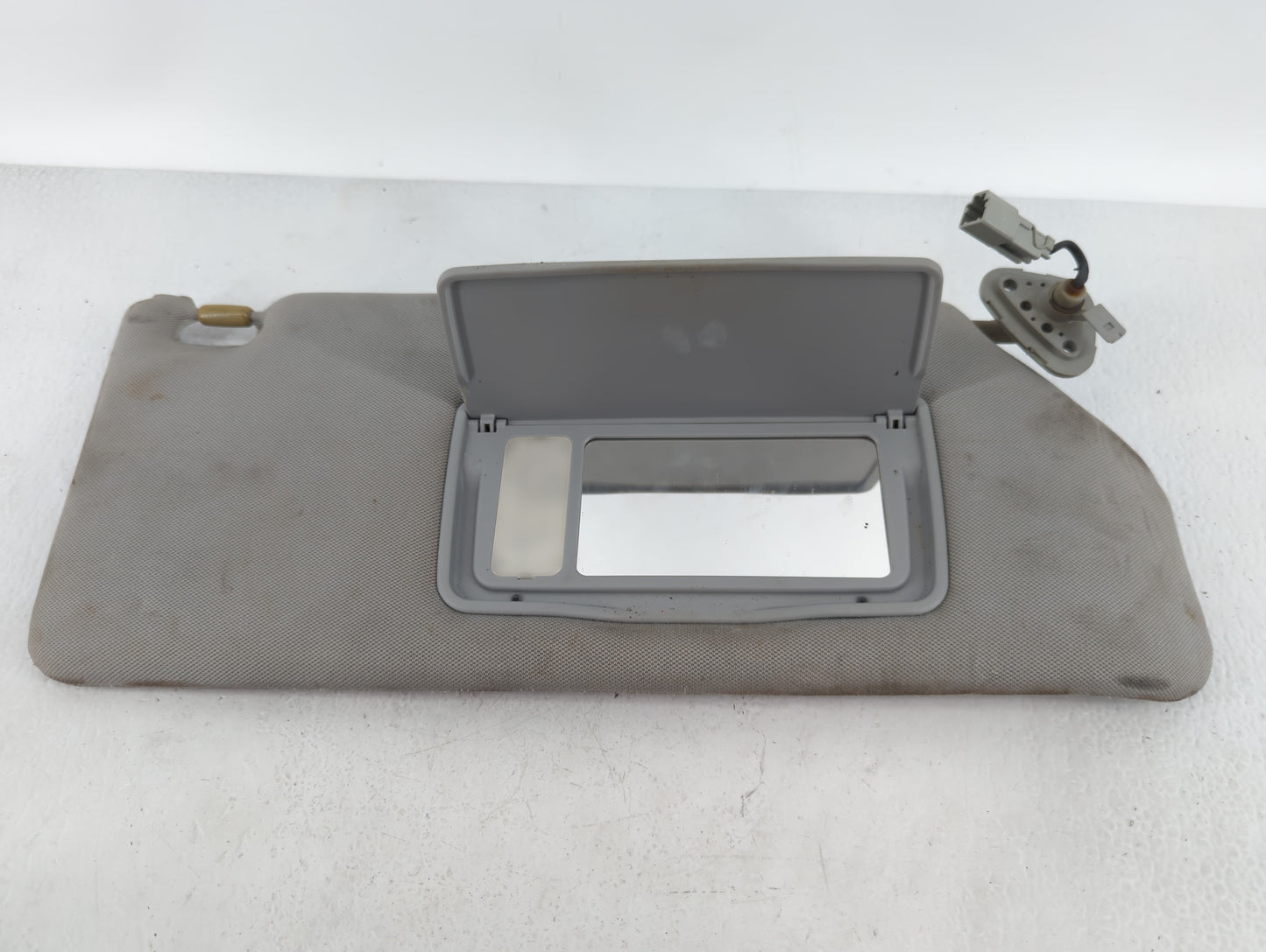 2006-2010 Honda Odyssey Sun Visor Shade Replacement Passenger Right Mirror Fits Fits 2006 2007 2008 2009 2010 OEM Used Auto 