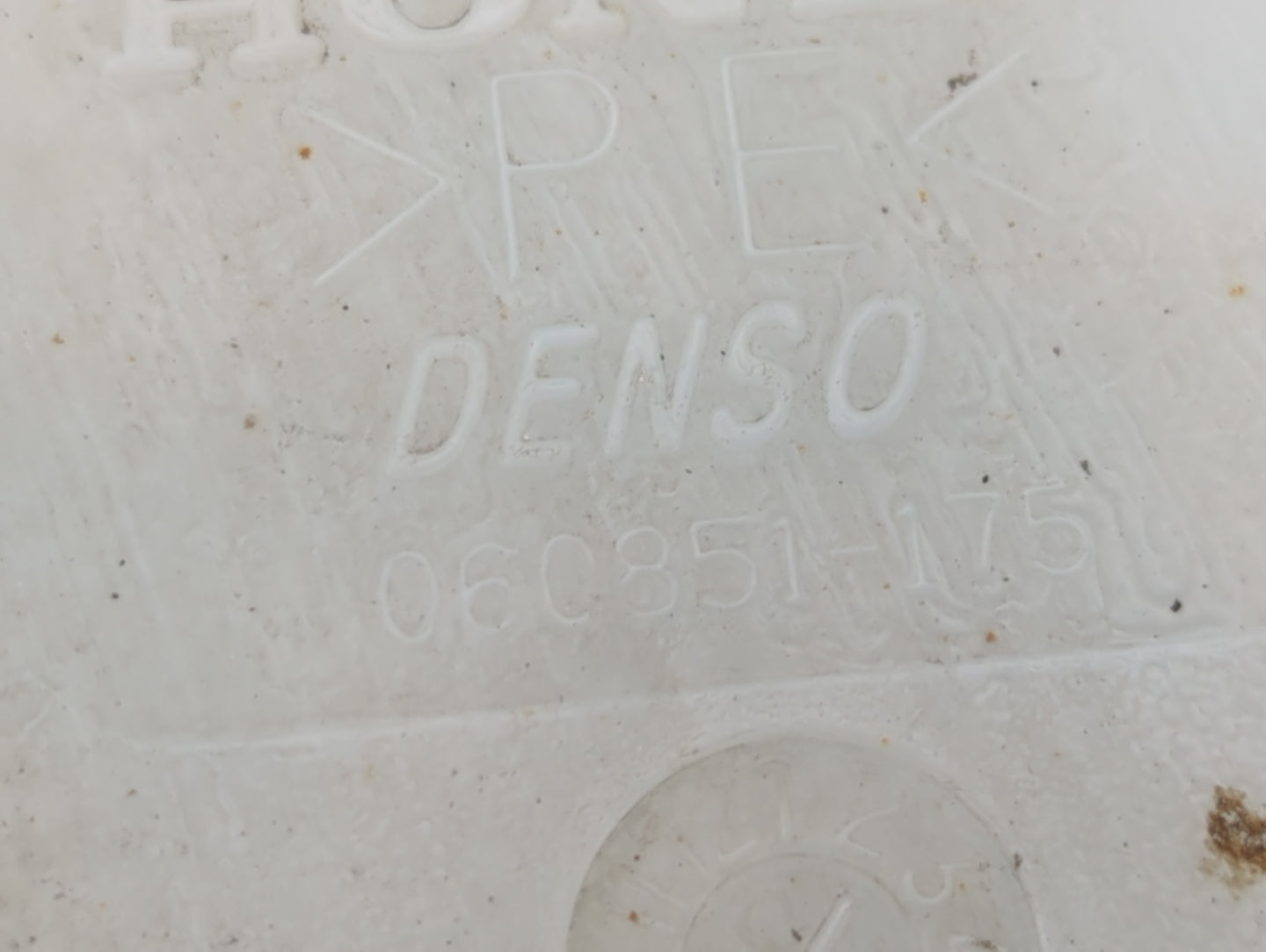 2005-2010 Honda Odyssey Windshield Washer Fluid Reservoir Bottle Oem - Oemusedautoparts1.com