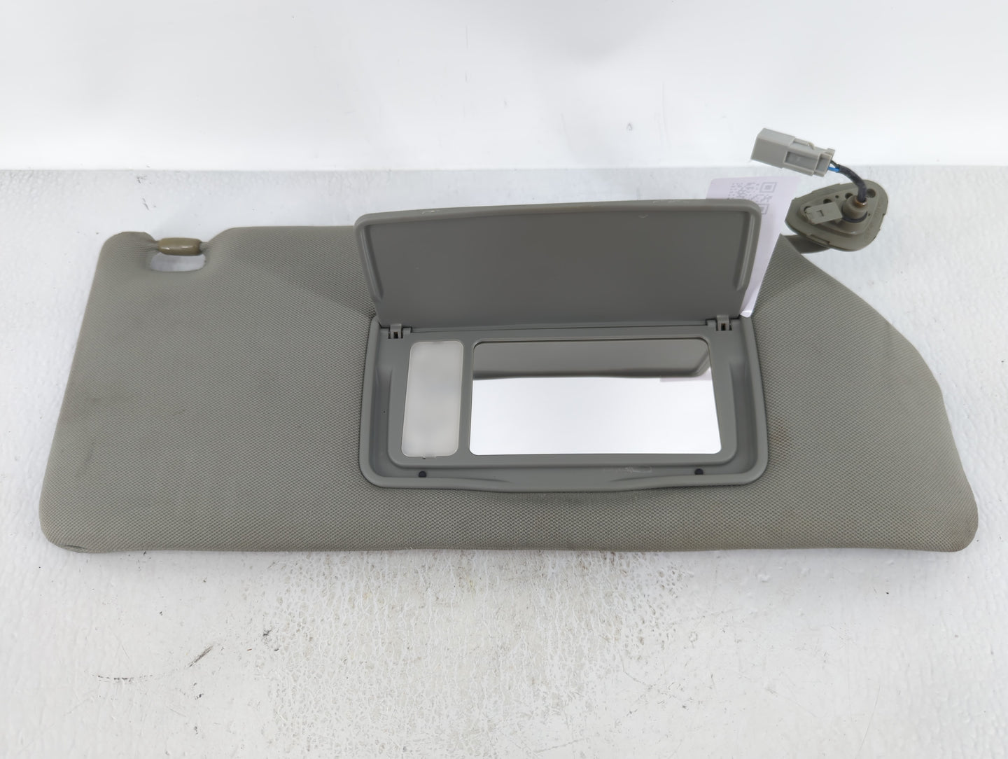 2006-2010 Honda Odyssey Sun Visor Shade Replacement Passenger Right Mirror Fits Fits 2006 2007 2008 2009 2010 OEM Used Auto 