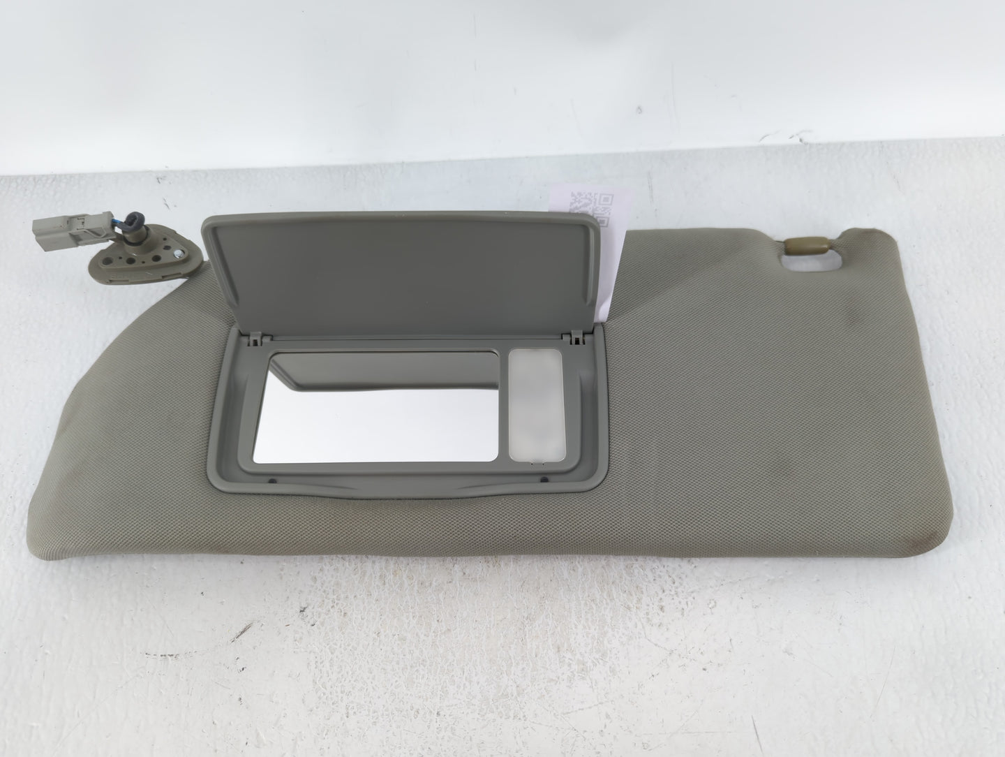 2006-2010 Honda Odyssey Sun Visor Shade Replacement Driver Left Mirror Fits Fits 2006 2007 2008 2009 2010 OEM Used Auto Part
