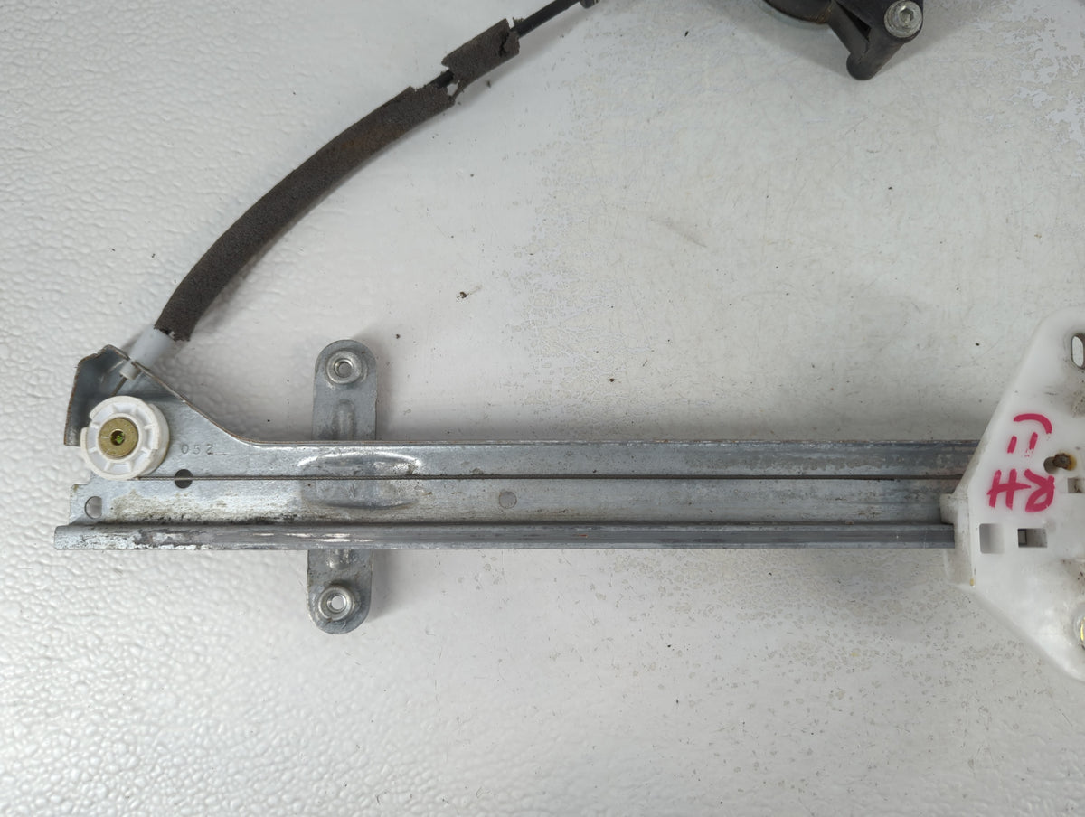 2005-2010 Honda Odyssey Used Window Regulator Passenger Front 745645 - Oemusedautoparts1.com
