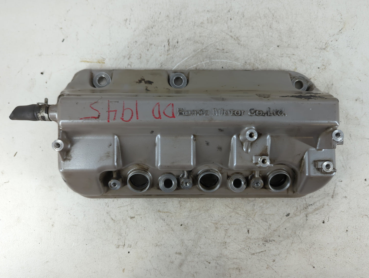 2006 Honda Odyssey Driver Left Cylinder Head Valve Cover Fits OEM Used Auto Parts - Oemusedautoparts1.com