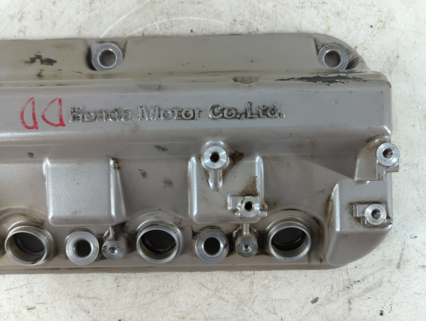2006 Honda Odyssey Driver Left Cylinder Head Valve Cover Fits OEM Used Auto Parts - Oemusedautoparts1.com