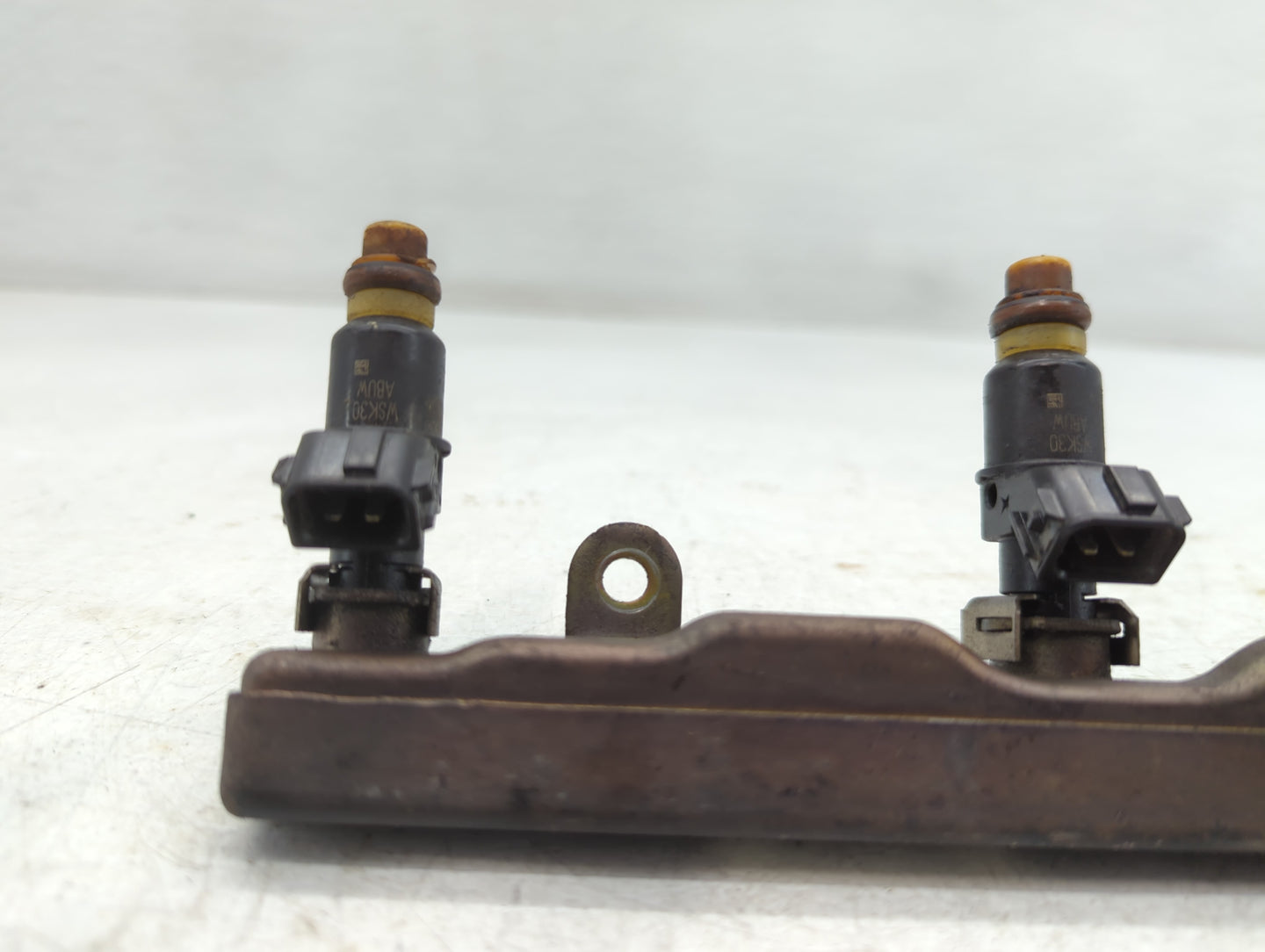 2006 Honda Odyssey Fuel Injectors P/N:RDJA0R4-034143 Fits OEM Used Auto Parts - Oemusedautoparts1.com