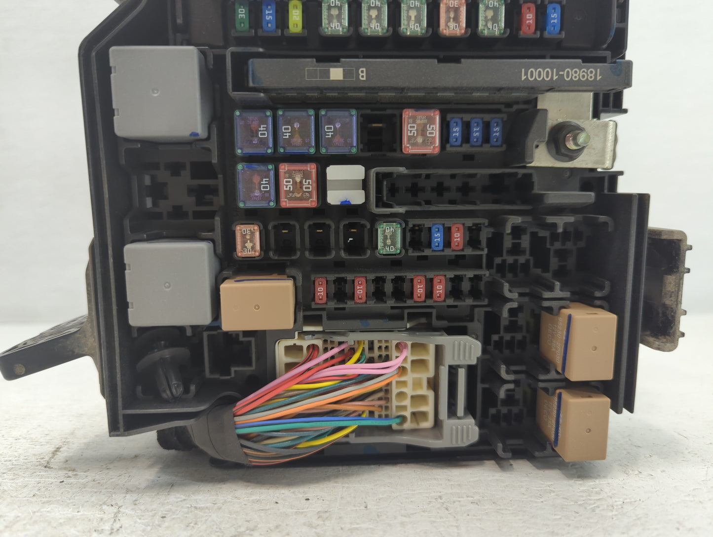 2005-2010 Honda Odyssey Fusebox Fuse Box Panel Relay Module P/N:9121069130 QA 9121069130QA Fits Fits 2005 2006 2007 2008 200