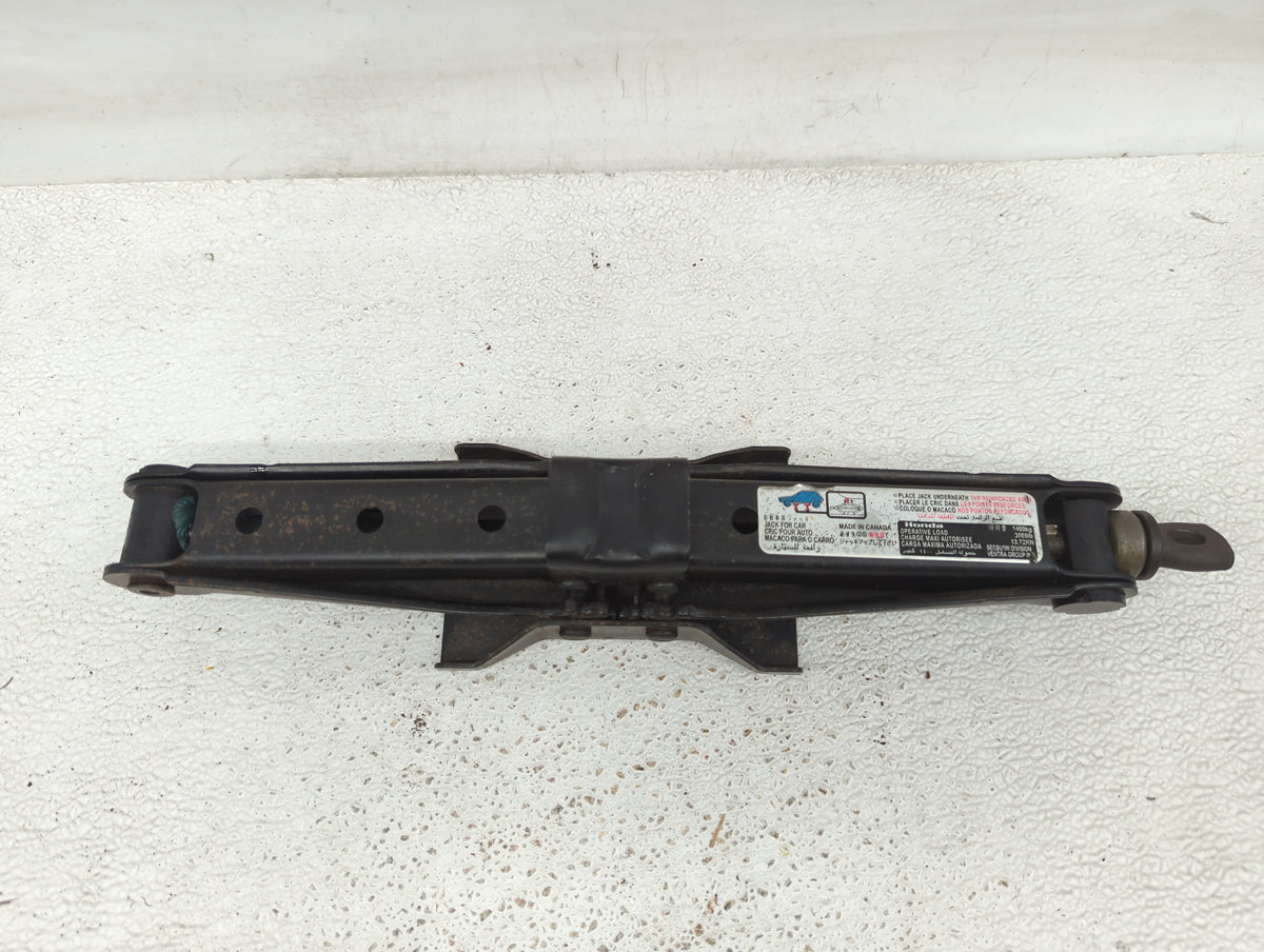 2006 Honda Odyssey Spare Scissor Car Jack 845984 - Oemusedautoparts1.com