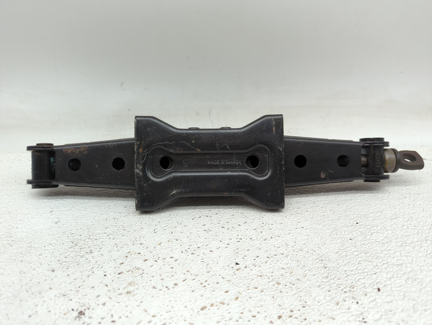2006 Honda Odyssey Spare Scissor Car Jack 845984 - Oemusedautoparts1.com
