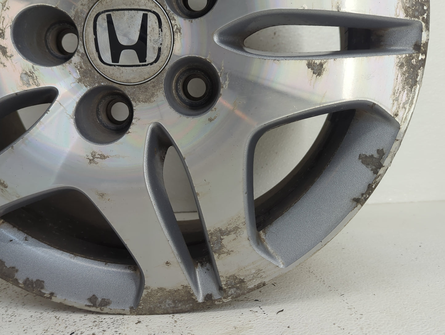 2005-2006 Honda Odyssey Oem Wheel Rim 845991 - Oemusedautoparts1.com