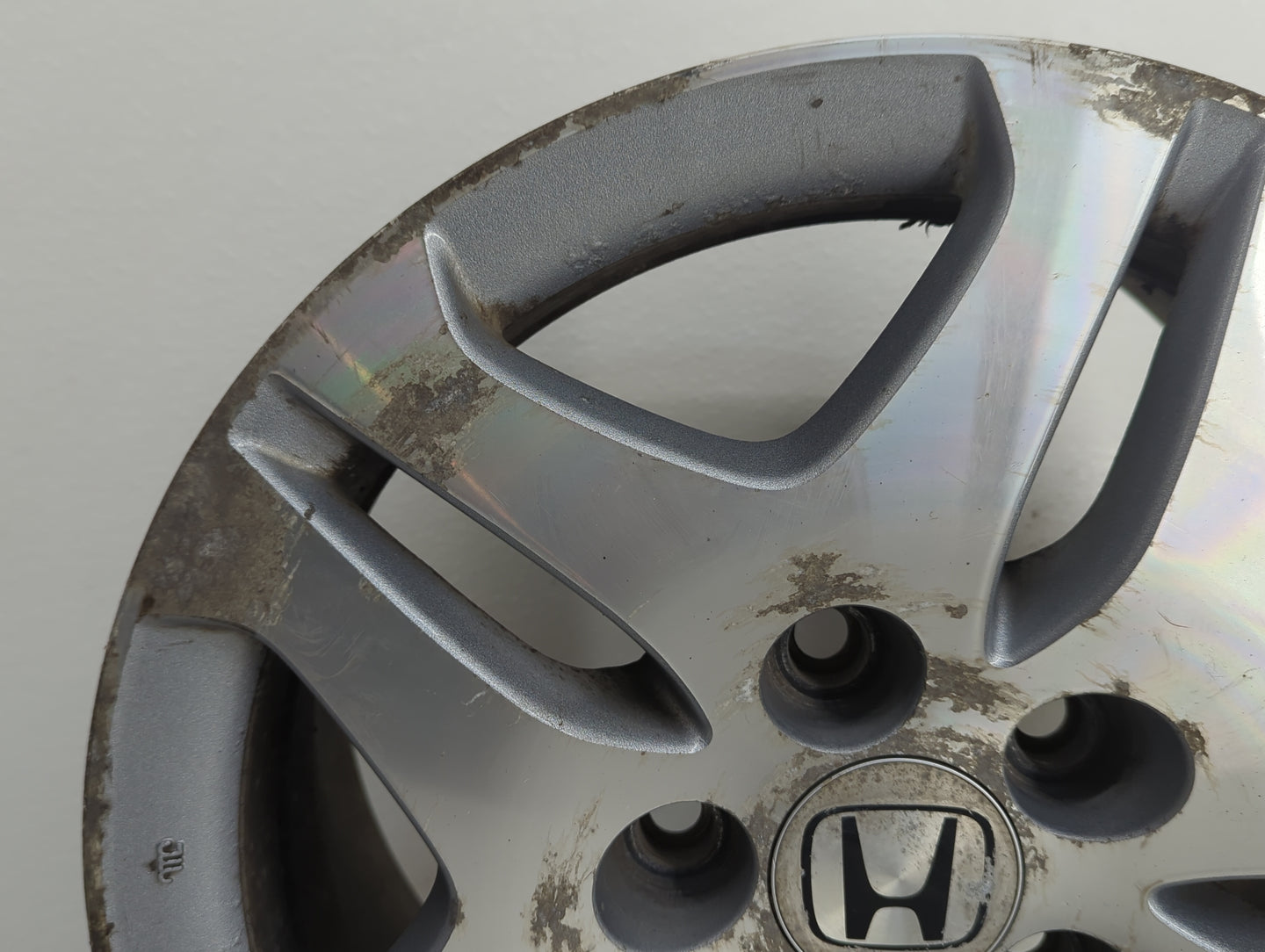 2005-2006 Honda Odyssey Oem Wheel Rim 845991 - Oemusedautoparts1.com