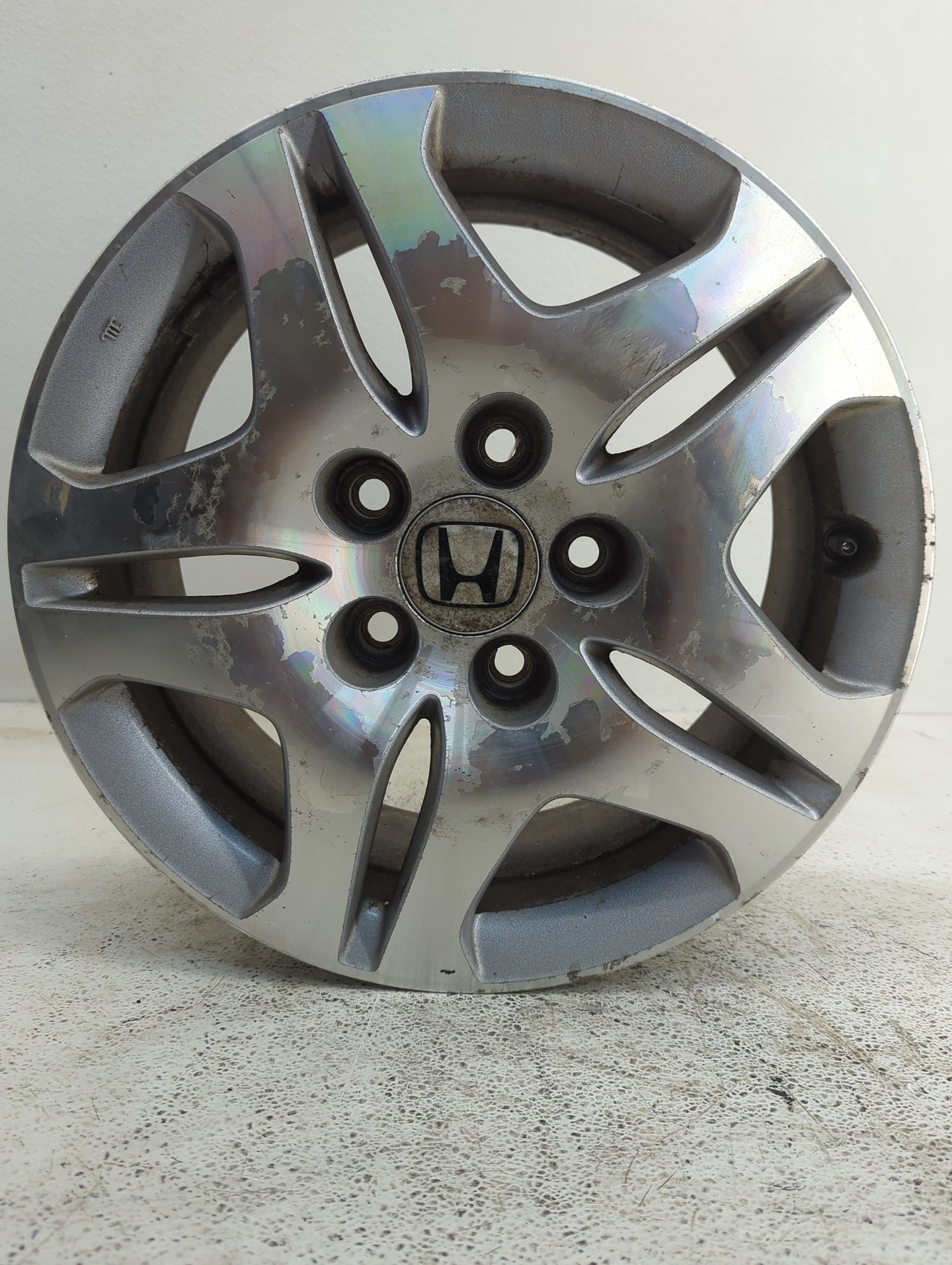 2005-2006 Honda Odyssey Oem Wheel Rim - Oemusedautoparts1.com