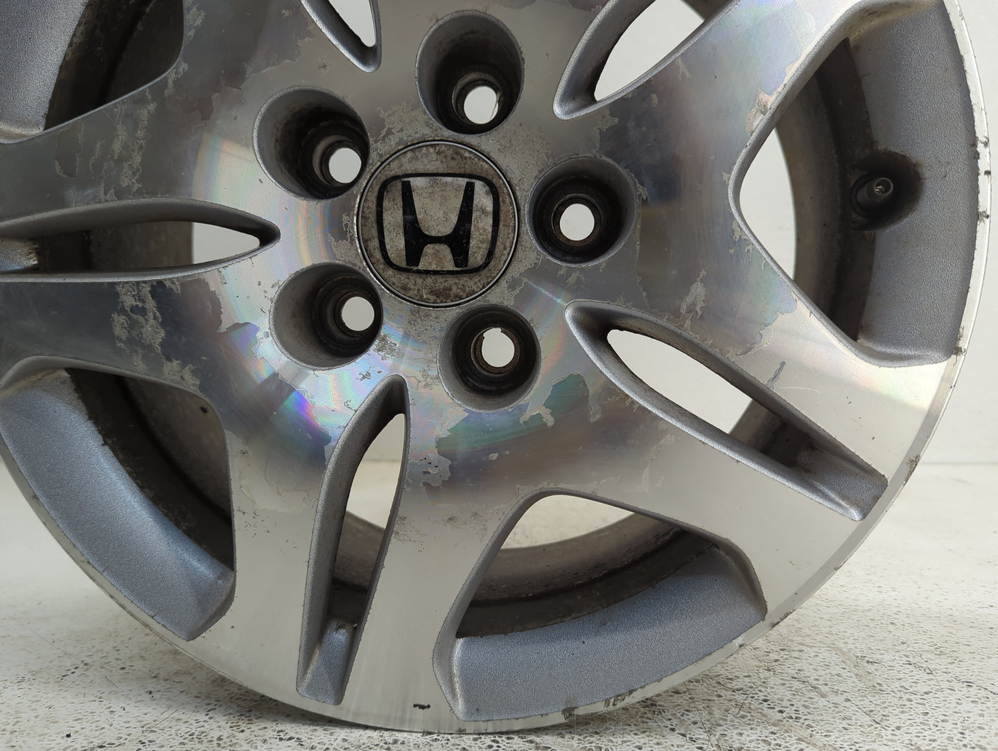 2005-2006 Honda Odyssey Oem Wheel Rim - Oemusedautoparts1.com
