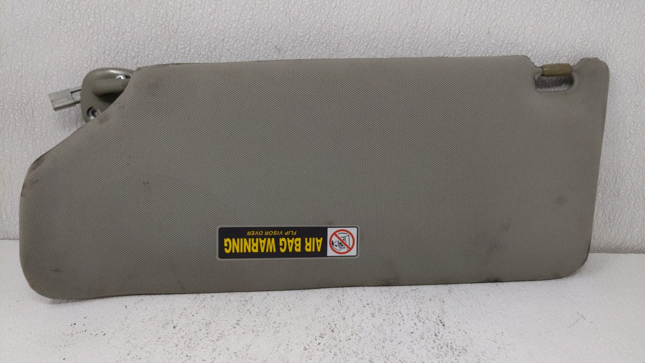 2006 Honda Odyssey Sun Visor Shade Replacement Passenger Right Mirror Fits Fits 2007 2008 2009 2010 OEM Used Auto Parts - Oe