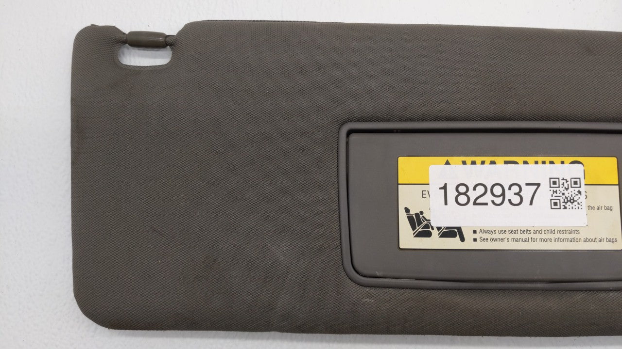 2006 Honda Odyssey Sun Visor Shade Replacement Passenger Right Mirror Fits Fits 2007 2008 2009 2010 OEM Used Auto Parts - Oe