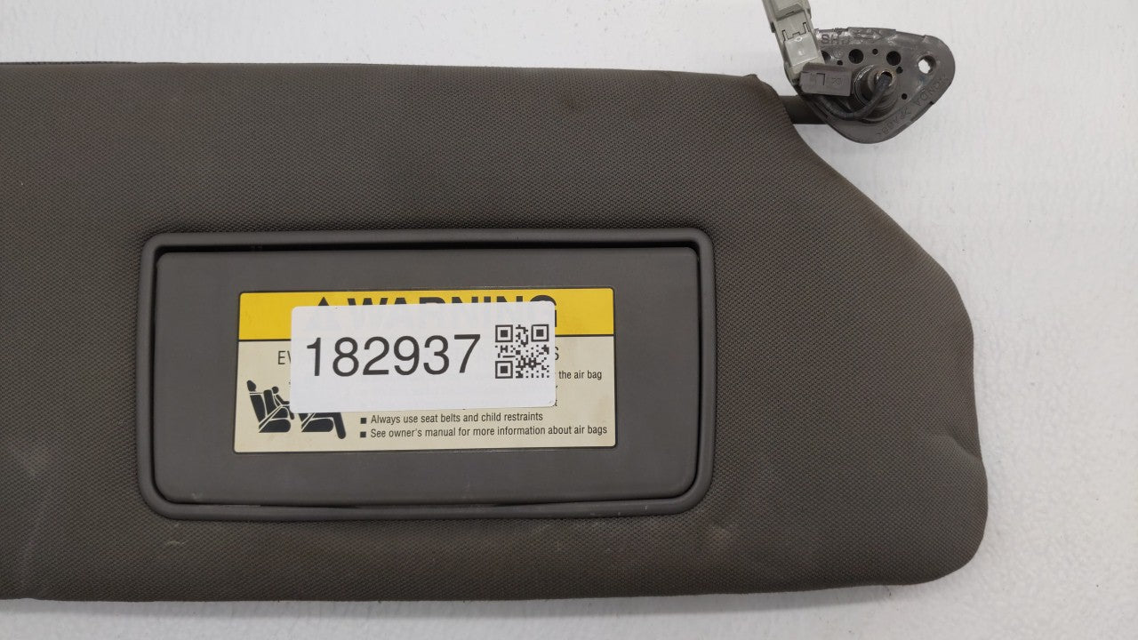 2006 Honda Odyssey Sun Visor Shade Replacement Passenger Right Mirror Fits Fits 2007 2008 2009 2010 OEM Used Auto Parts - Oe