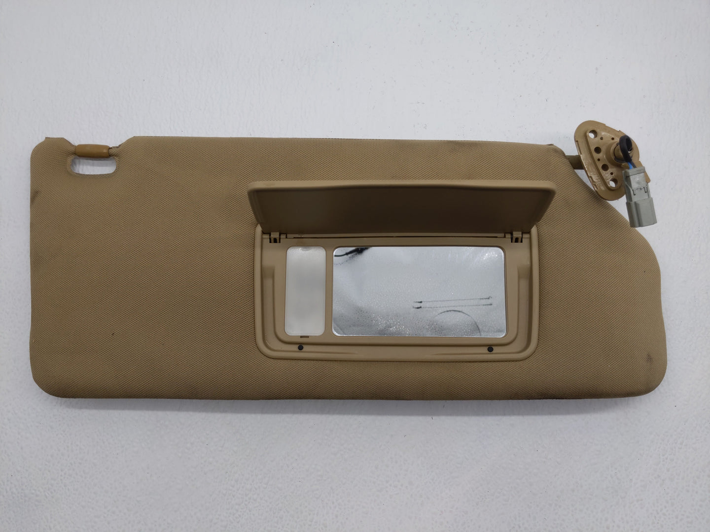 2006 Honda Odyssey Sun Visor Shade Replacement Passenger Right Mirror Fits Fits 2007 2008 2009 2010 OEM Used Auto Parts - Oe