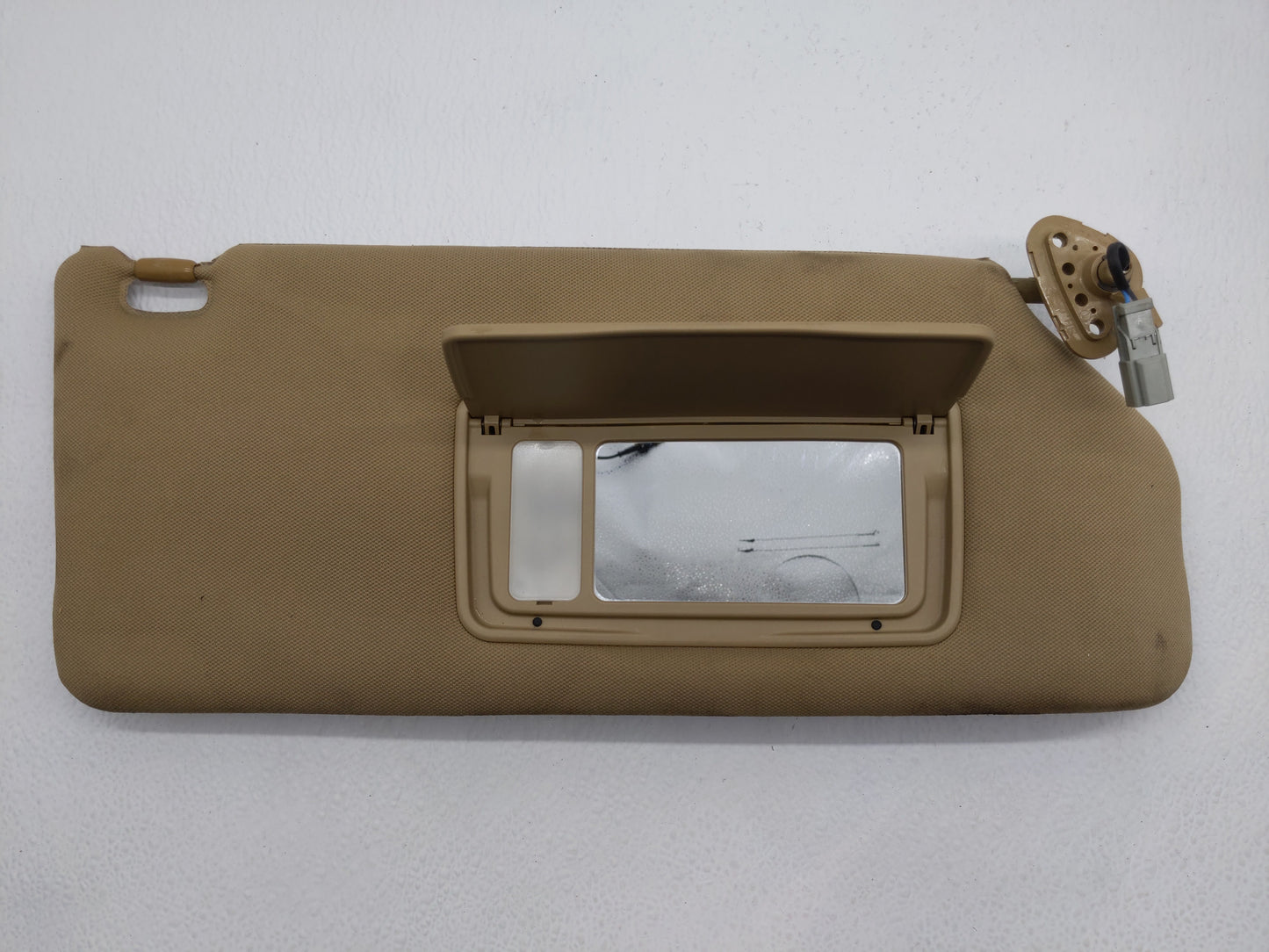 2006 Honda Odyssey Sun Visor Shade Replacement Passenger Right Mirror Fits Fits 2007 2008 2009 2010 OEM Used Auto Parts - Oe