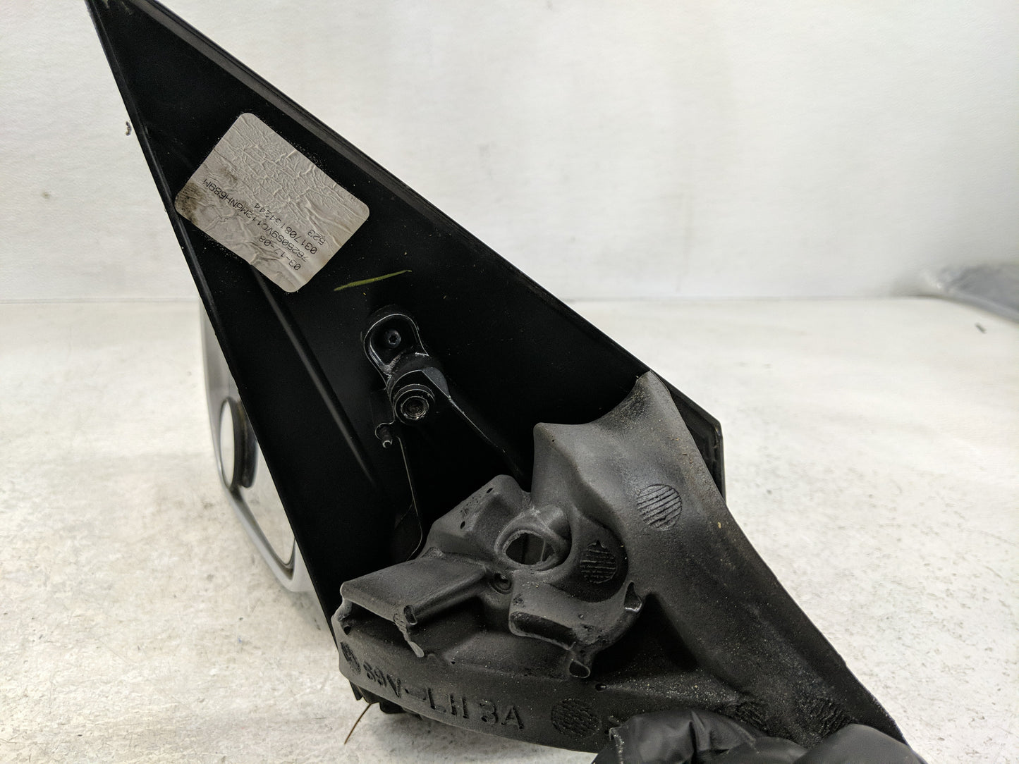 2003-2008 Honda Pilot Driver Side View Mirror - Left Door Mirror OEM Used - Oemusedautoparts1.com
