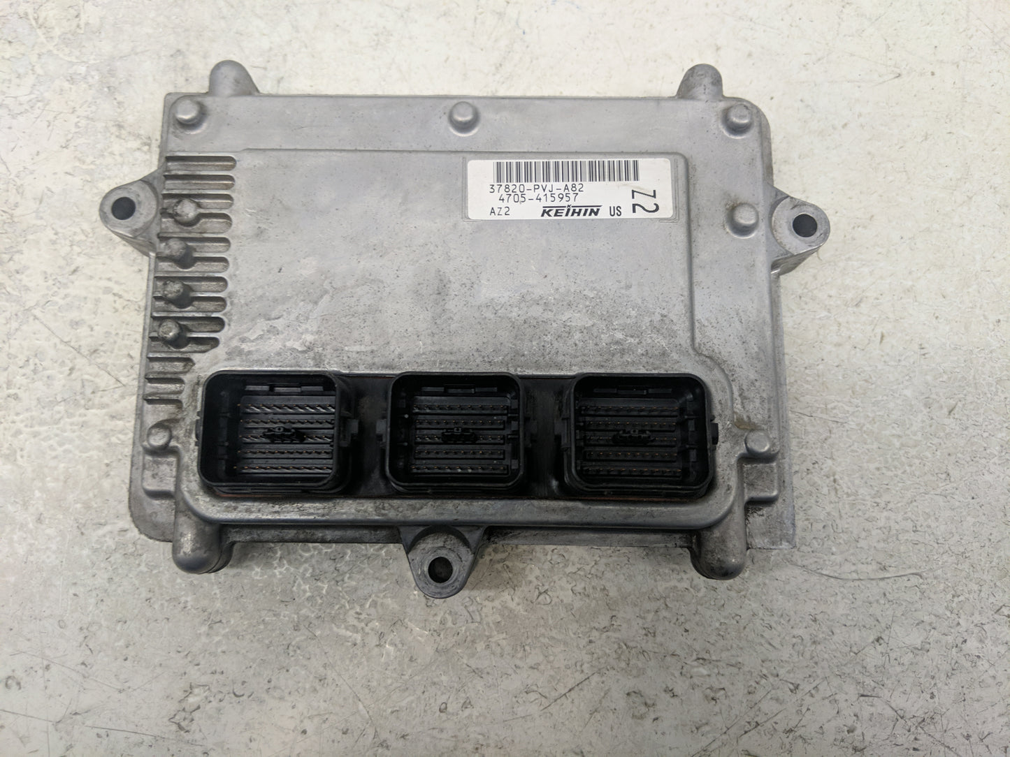 2006-2007 Honda Pilot PCM Engine Control Computer ECU ECM PCU OEM P/N:37820-PVJ-A82 37820-PVJ-A78 Fits Fits 2006 2007 OEM Us