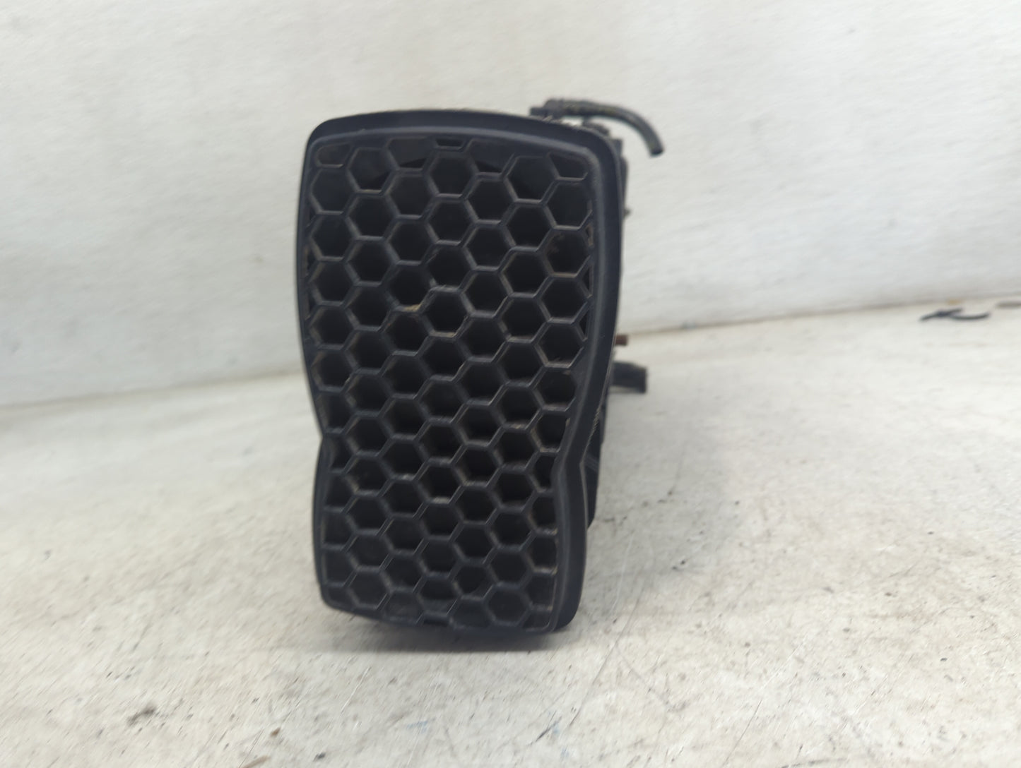 2006 Honda Pilot Fuel Vapor Charcoal Canister - Oemusedautoparts1.com