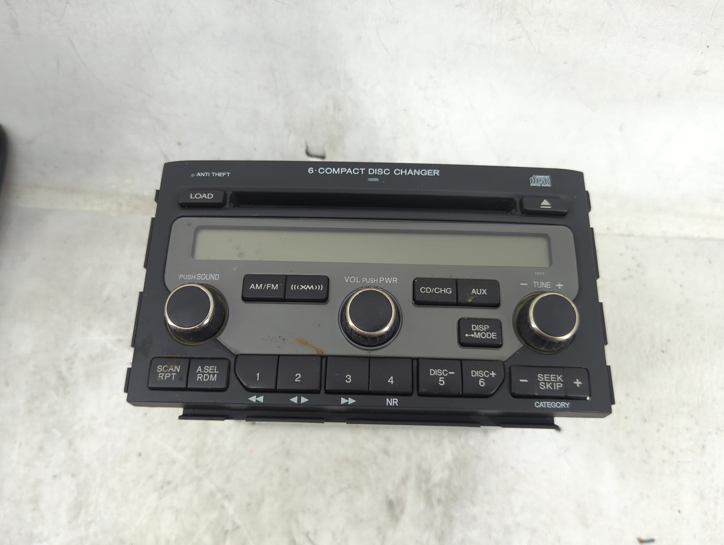 2003-2008 Honda Pilot Radio Cd Changer 39100-s9v-a700|cq-eh8665z - Oemusedautoparts1.com