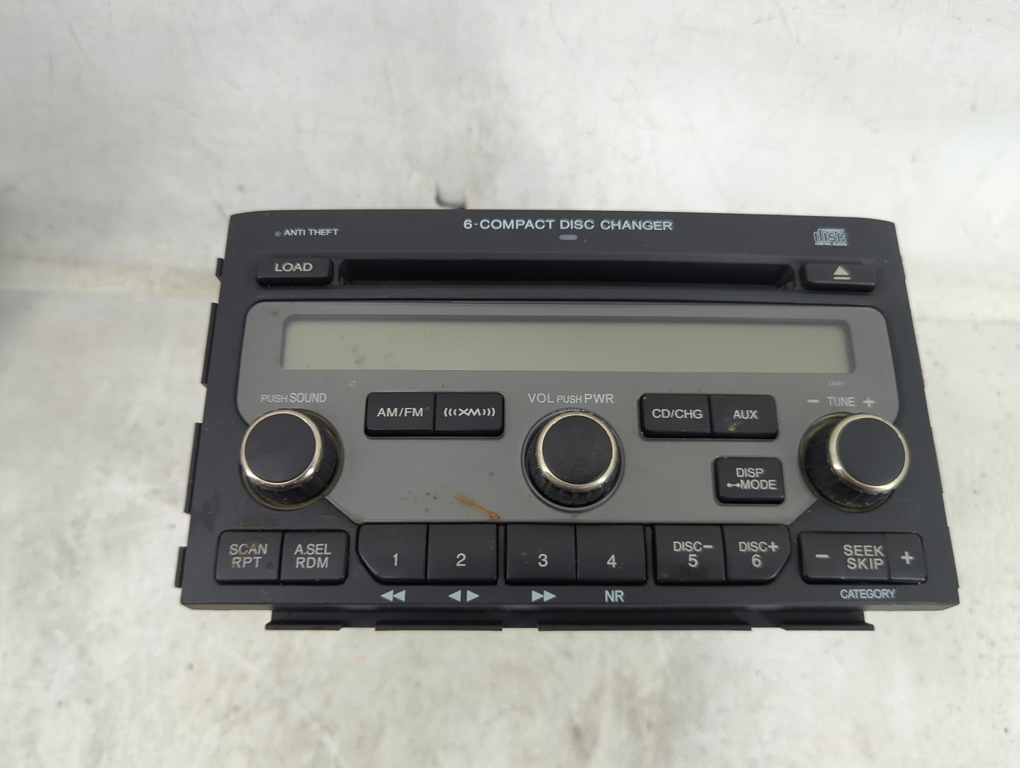 2003-2008 Honda Pilot Radio Cd Changer 39100-s9v-a700|cq-eh8665z - Oemusedautoparts1.com