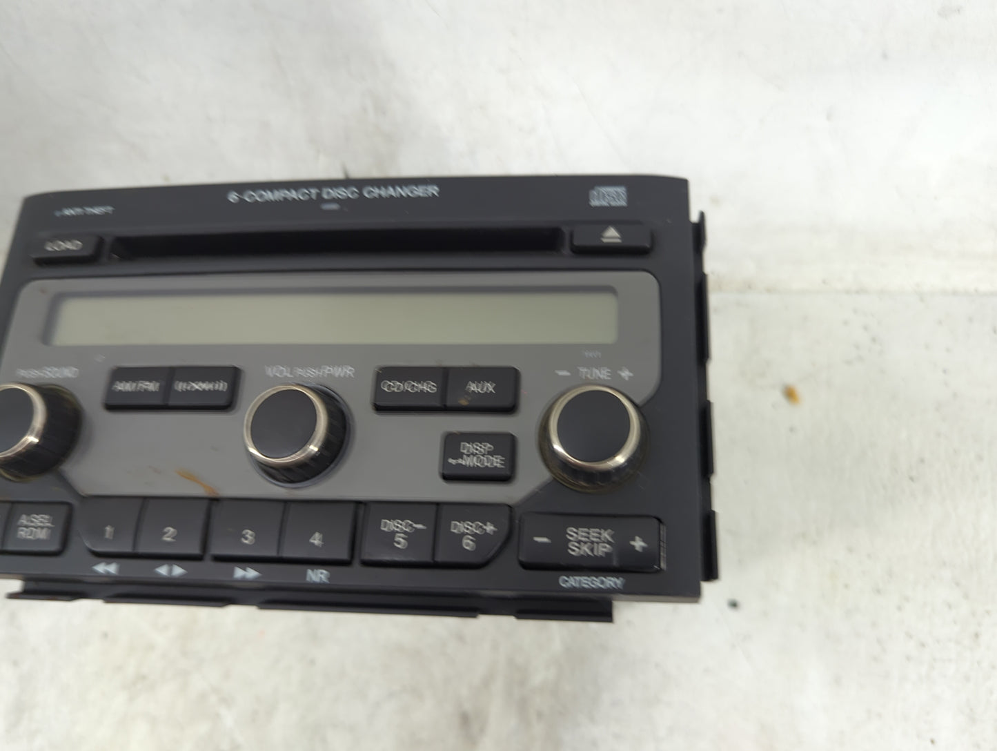 2003-2008 Honda Pilot Radio Cd Changer 39100-s9v-a700|cq-eh8665z - Oemusedautoparts1.com