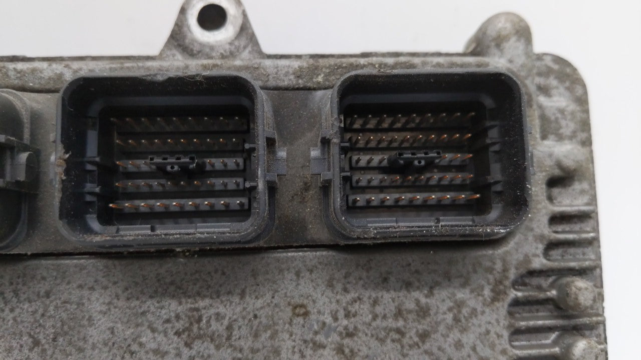 2006 Honda Pilot PCM Engine Control Computer ECU ECM PCU OEM P/N:37820-PVJ-A81 37820-PVJ-A79 Fits OEM Used Auto Parts - Oemu